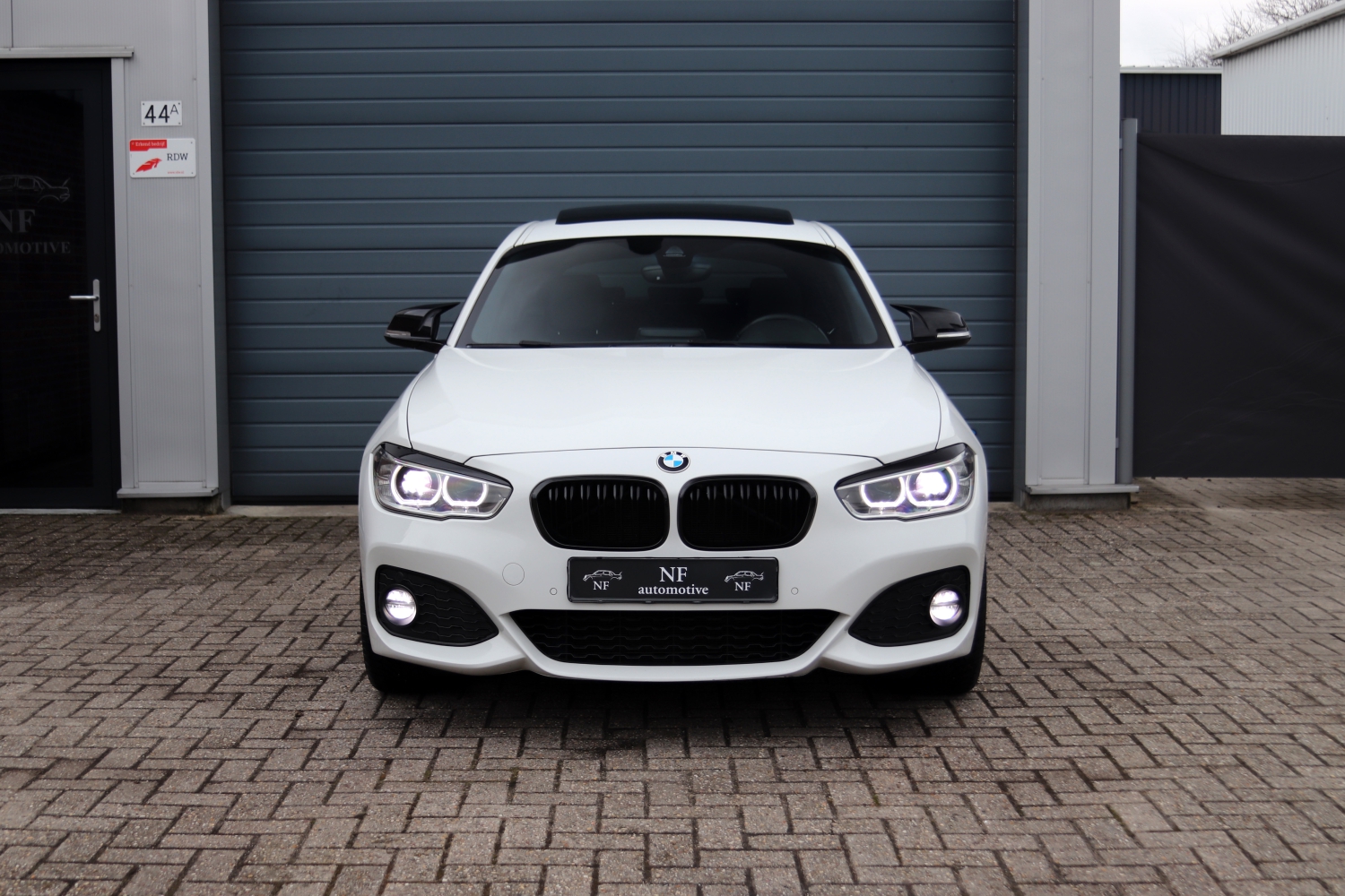 BMW-120i-F20-LCI-2017-7457-008.JPG