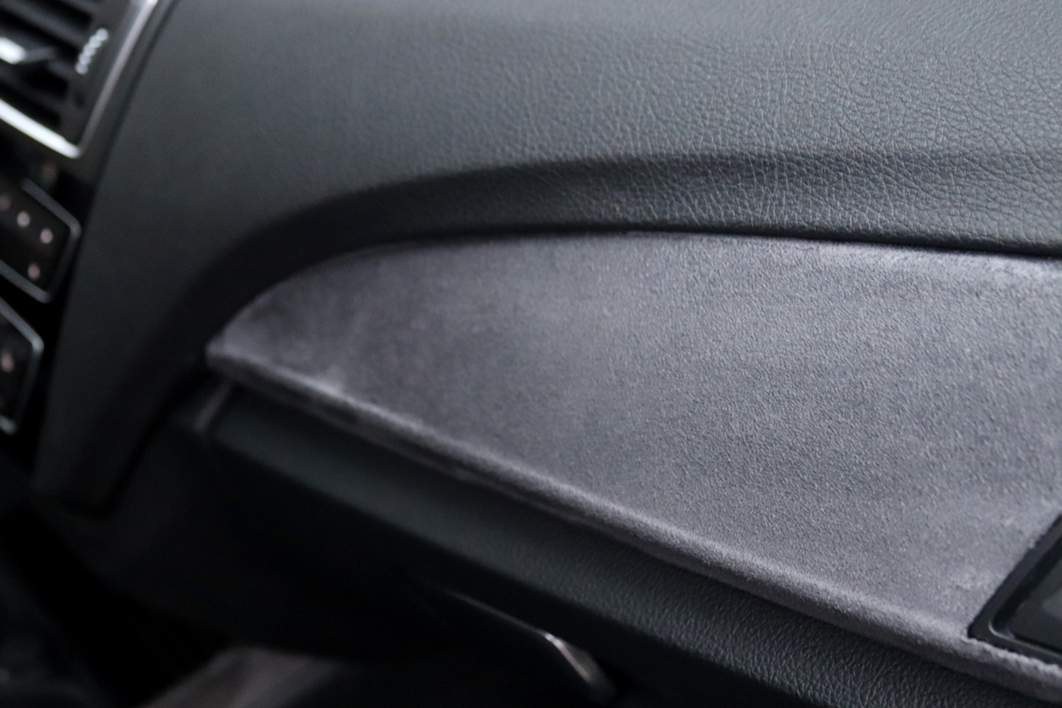 BMW-120i-F20-LCI-2017-7457-056.JPG