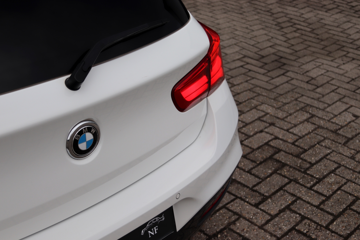 BMW-120i-F20-LCI-2017-7457-063.JPG