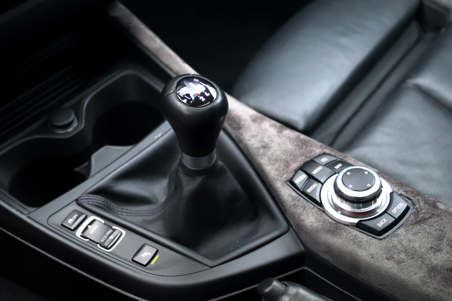 BMW-120i-F20-LCI-2017-7457-068.JPG
