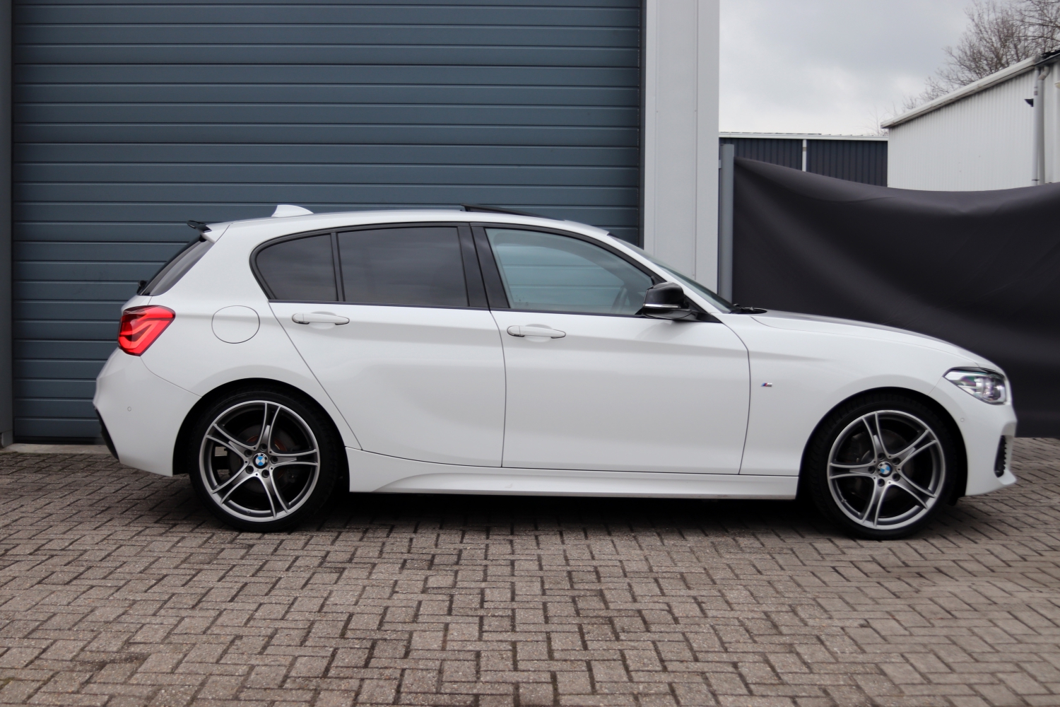 BMW-120i-F20-LCI-2017-7457-080.JPG