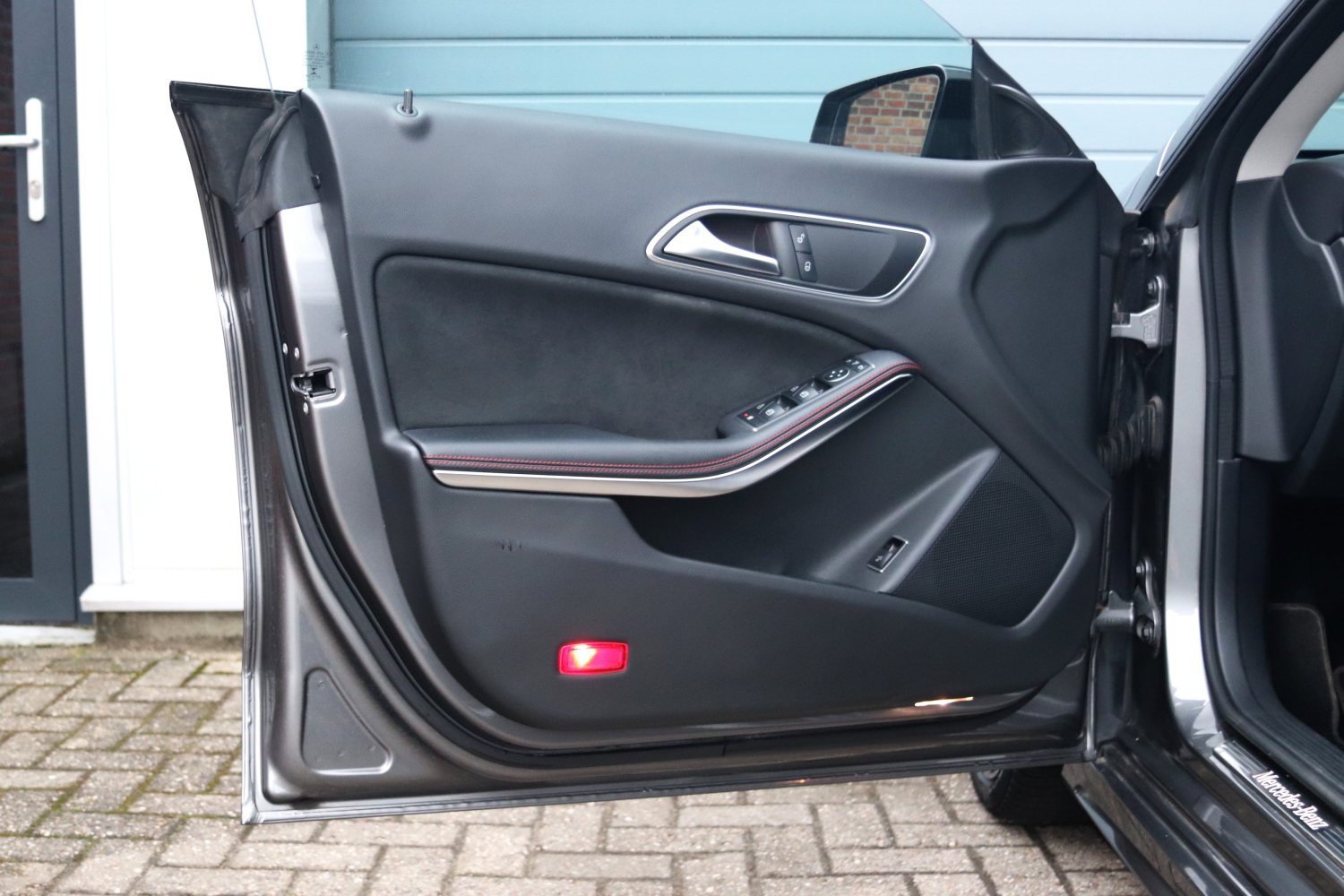 BMW-120i-F20-LCI-2017-7457-136.JPG
