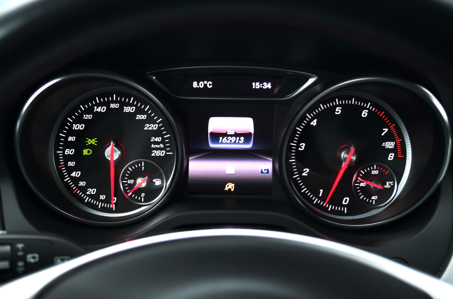 BMW-120i-F20-LCI-2017-7457-161.JPG