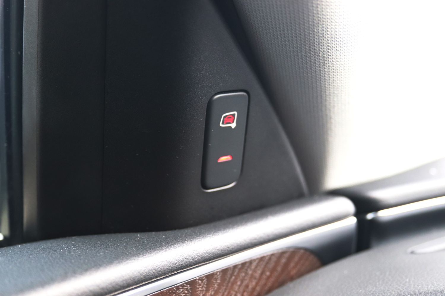 BMW-130i-E87-2006-65SZFL-102.JPG