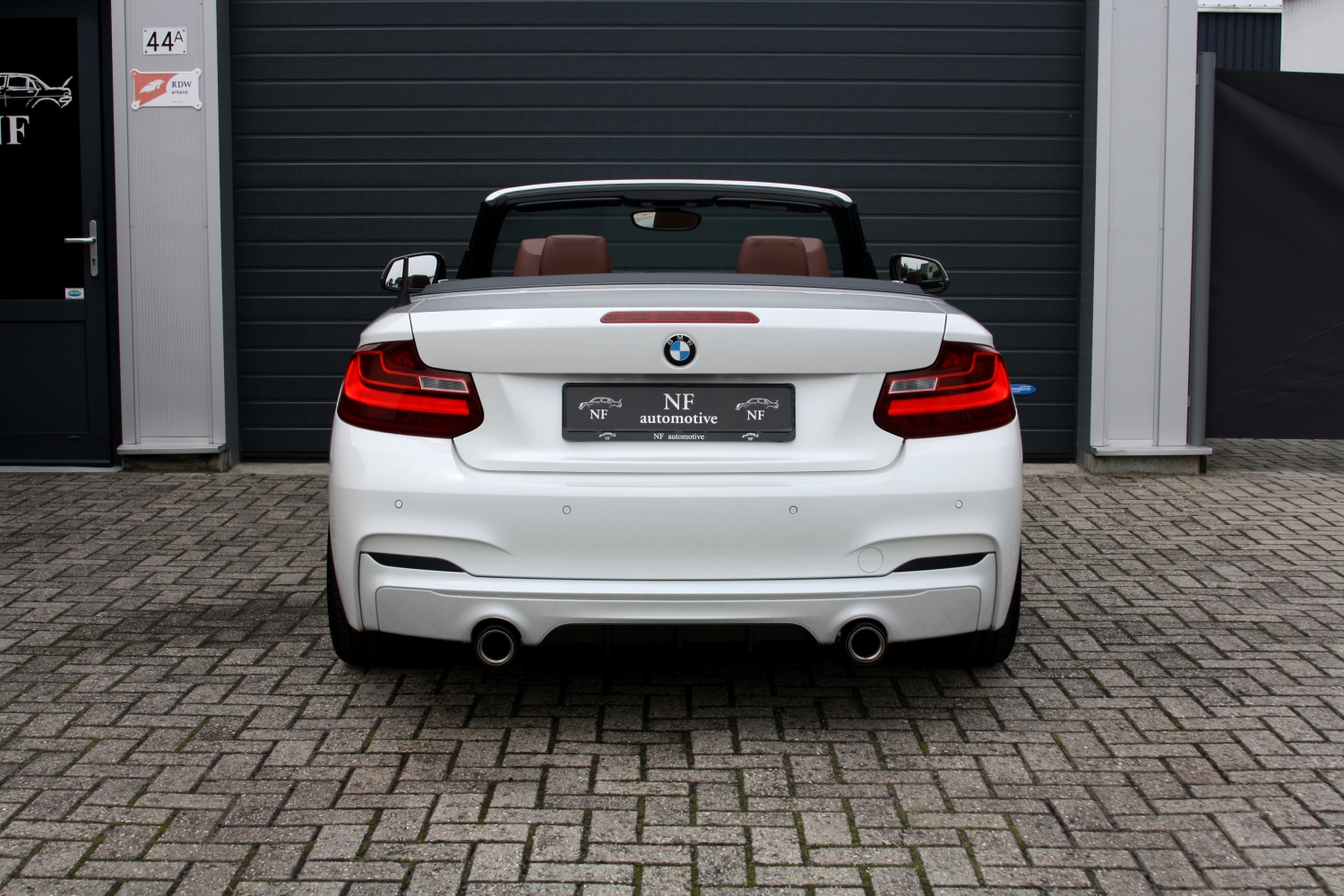 BMW-220i-Cabriolet-F23-2015-035.JPG