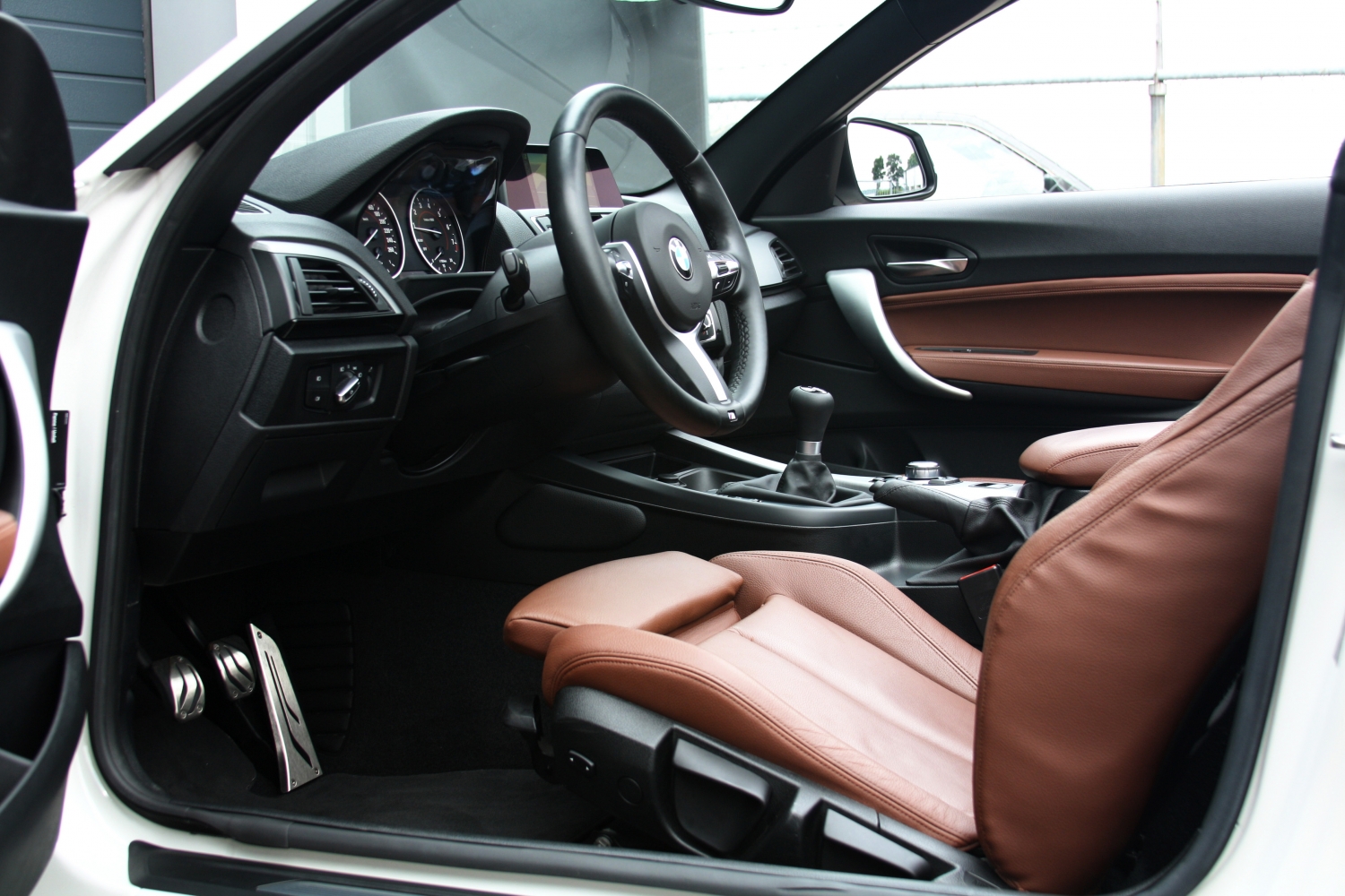 BMW-220i-Cabriolet-F23-2015-048.JPG