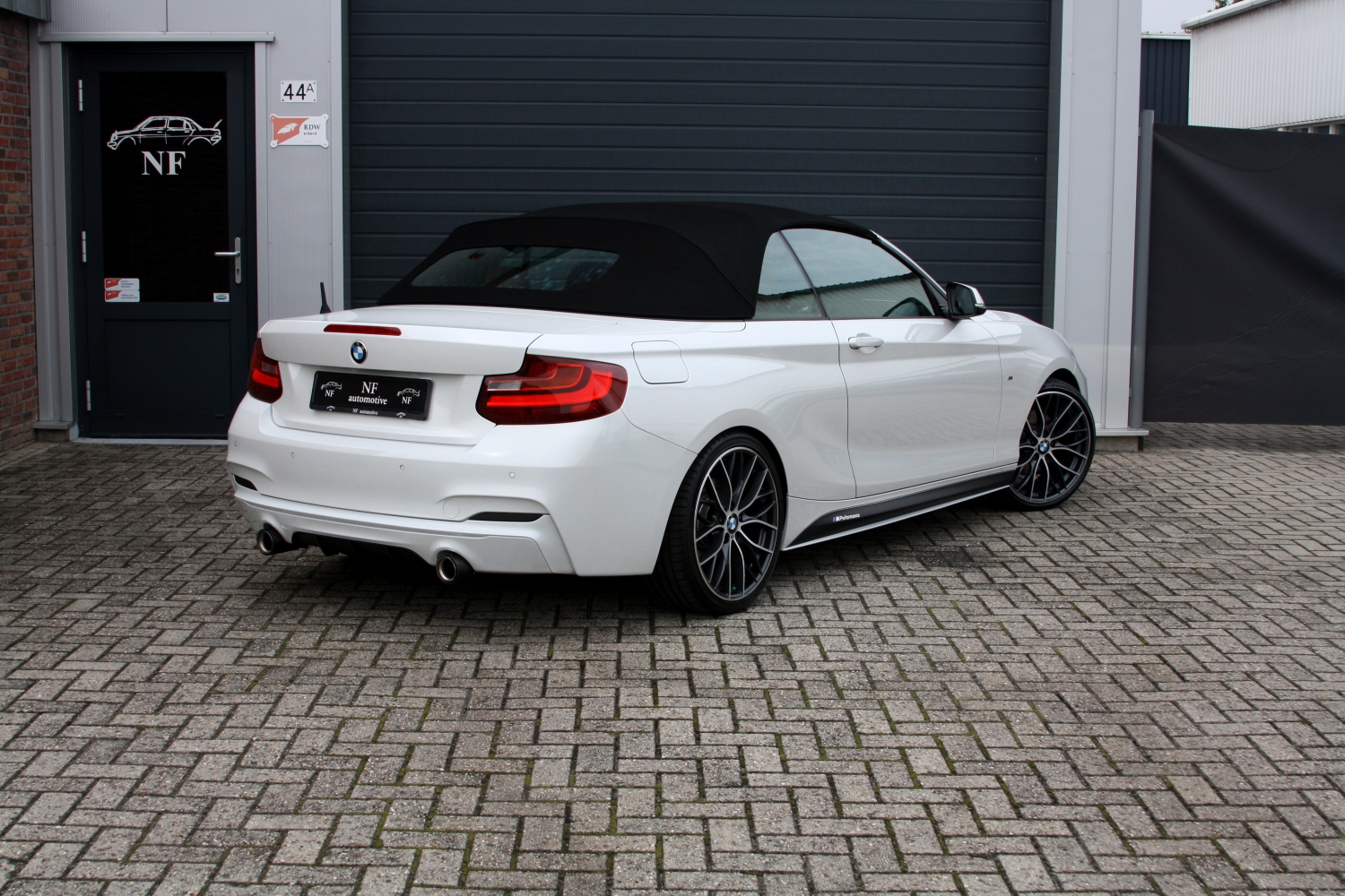 BMW-220i-Cabriolet-F23-2015-127.JPG