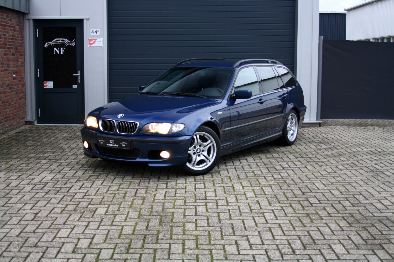 Oxideren Werkloos Stier BMW 318i E46 Touring Edition Sport kopen bij NF Automotive