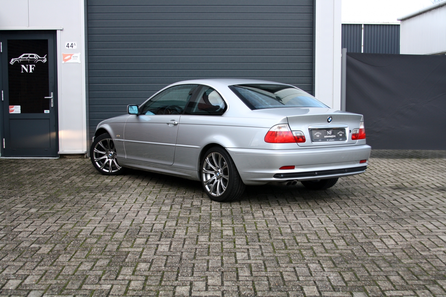 BMW-320CI-E46-2000-016.JPG