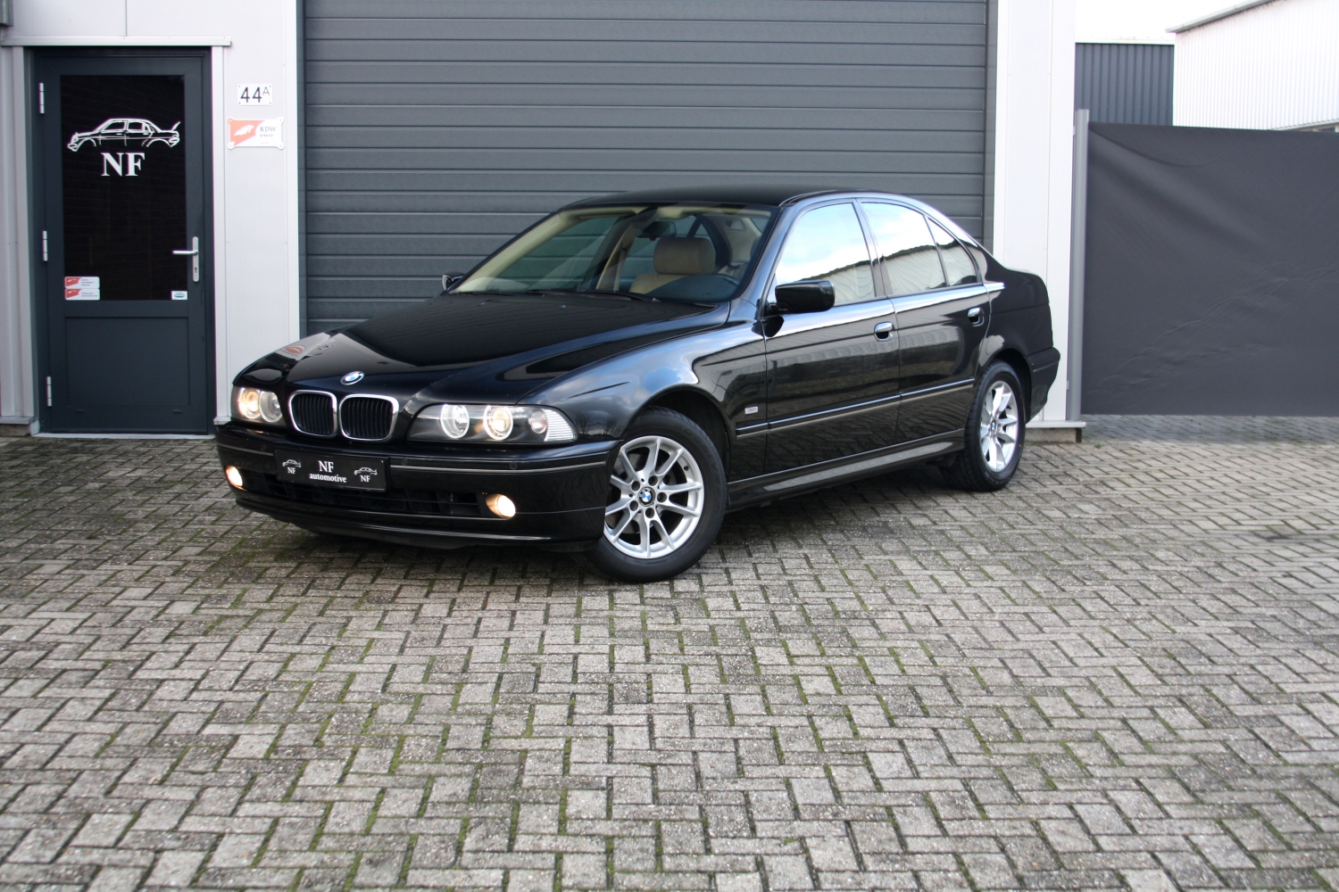 BMW-320CI-E46-2000-235.JPG