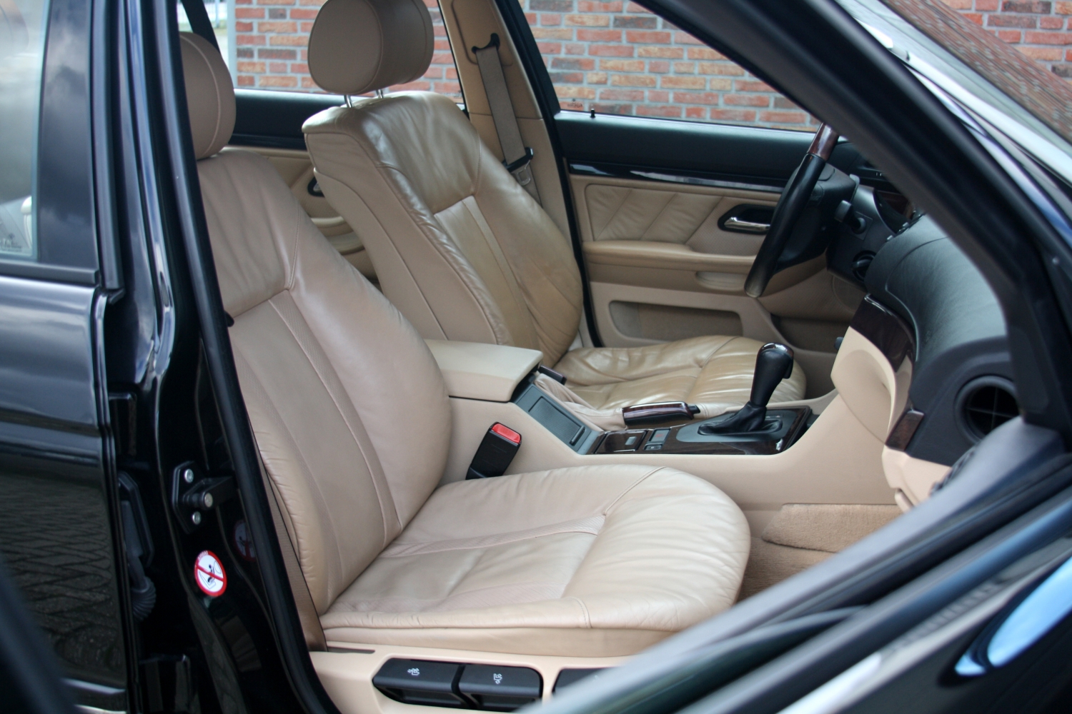 BMW-320CI-E46-2000-269.JPG