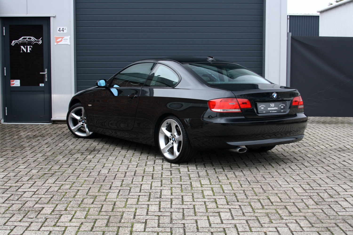 BMW-320D-Coupe-E92-2007-014.JPG