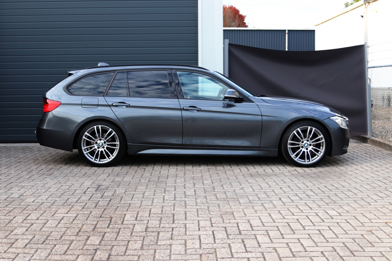 BMW-320D-Touring-F31-2013-HH683P-122.JPG