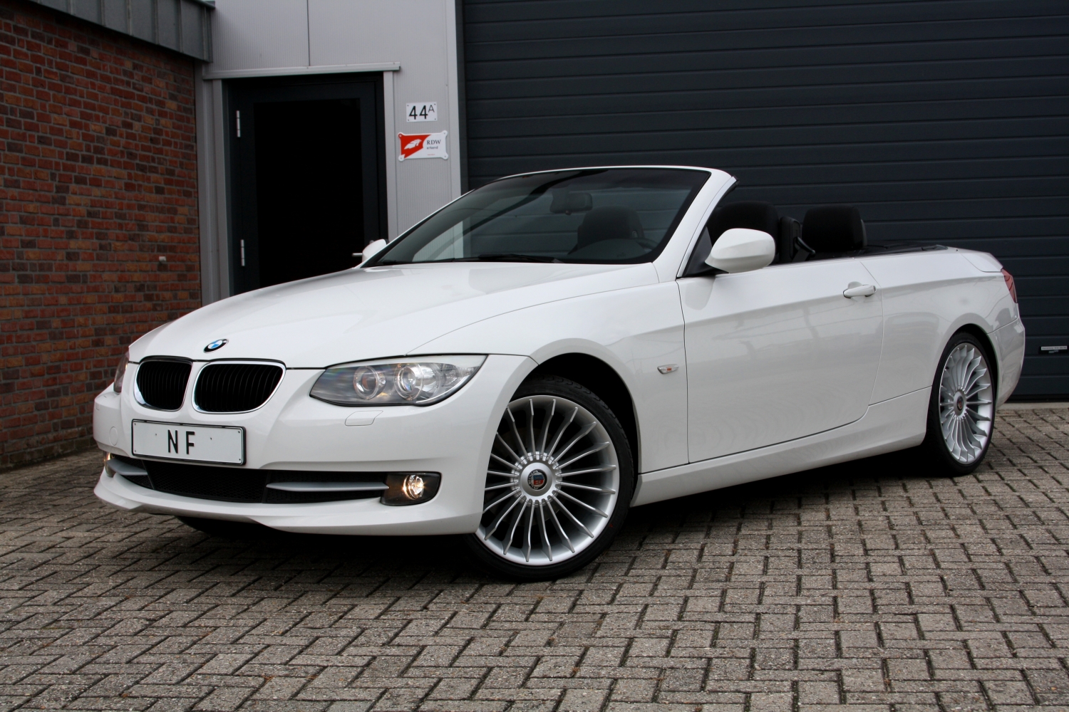 BMW-320d-Cabrio-E93-040.JPG