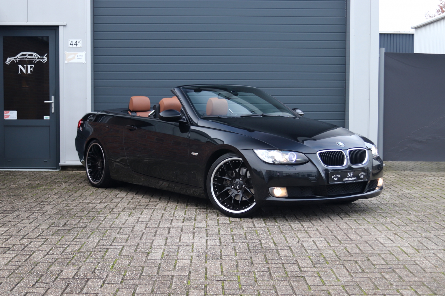 BMW-320i-Cabriolet-E93-2007-58ZLVL-013.JPG