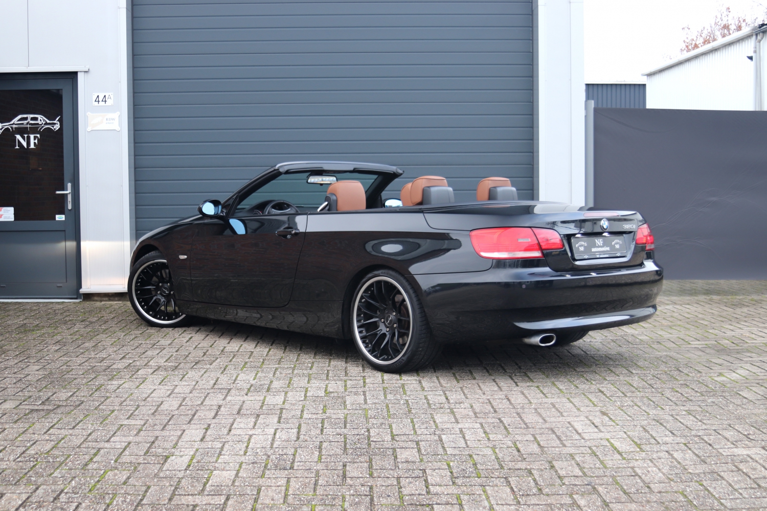 BMW-320i-Cabriolet-E93-2007-58ZLVL-018.JPG