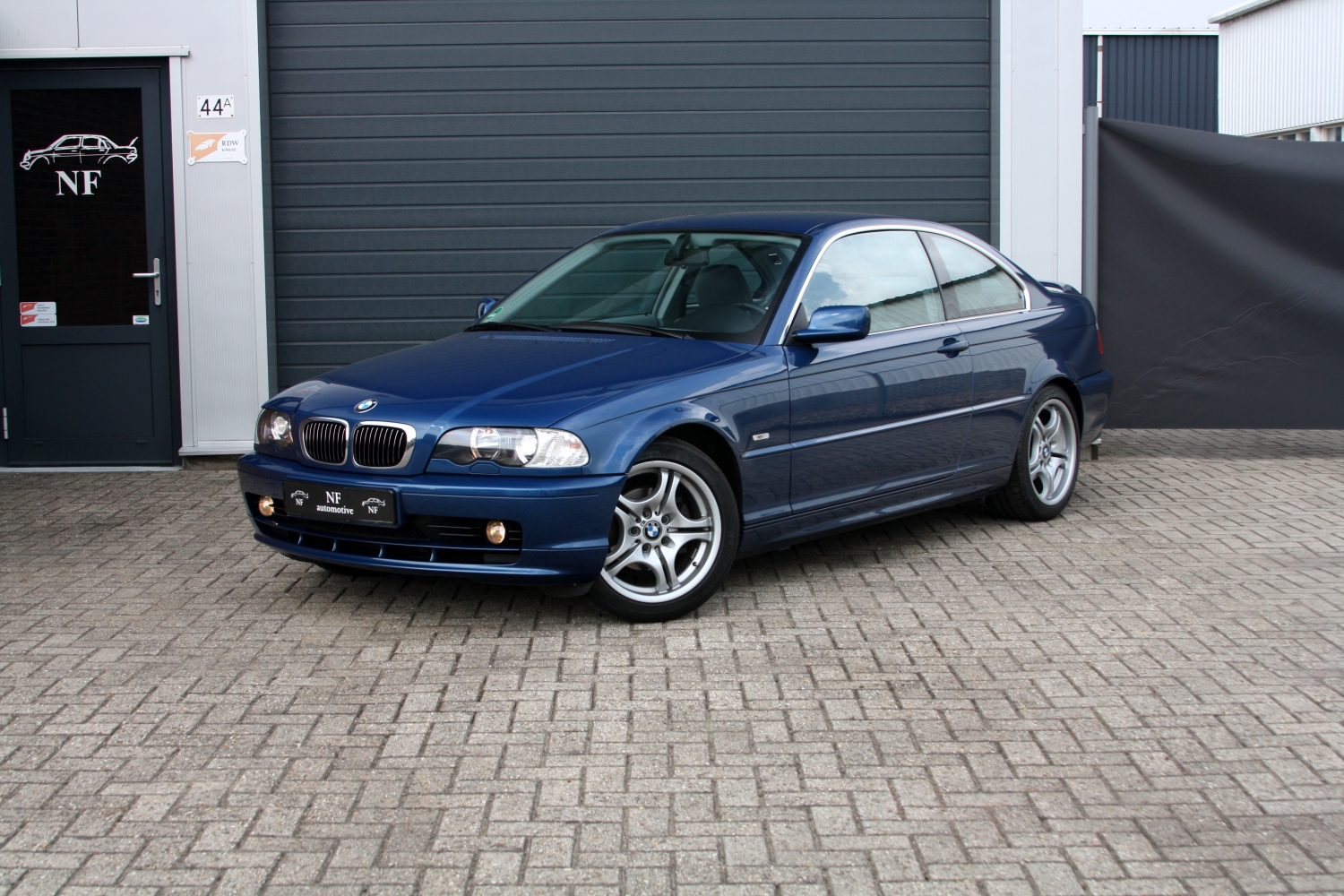 BMW-323Ci-E46-1999-PT203H-001.JPG
