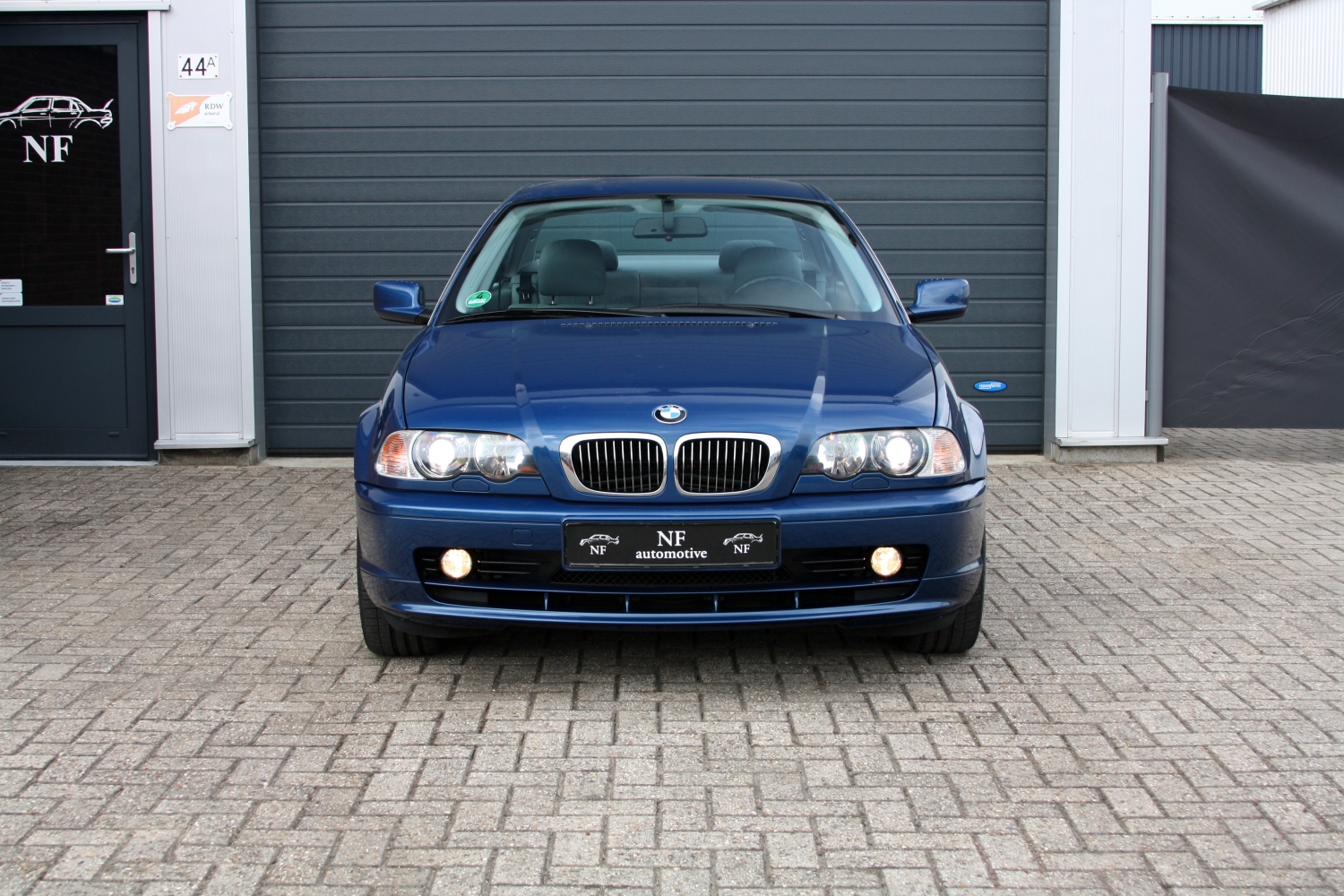 BMW-323Ci-E46-1999-PT203H-002.JPG