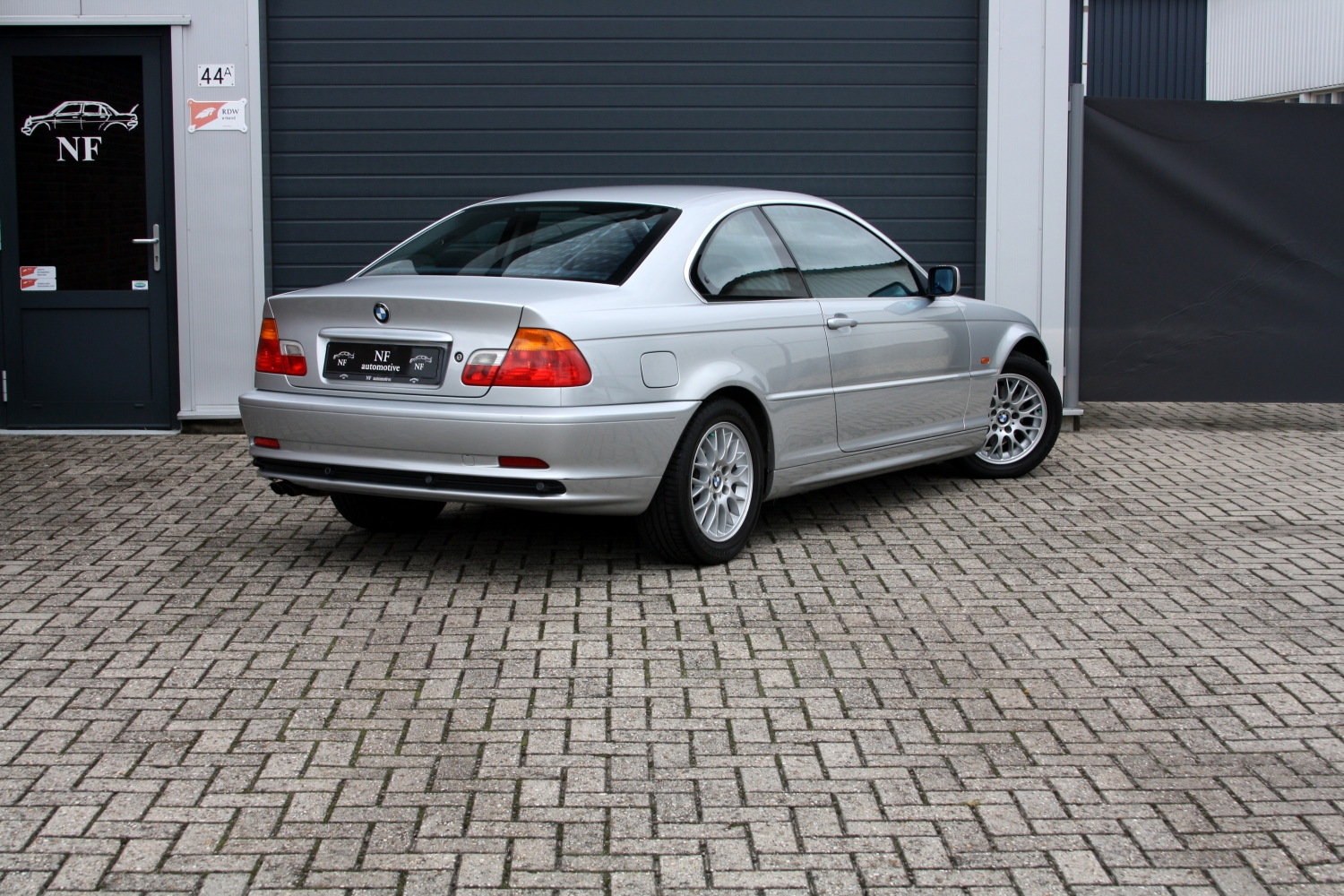 BMW-323Ci-E46-2000-025.JPG