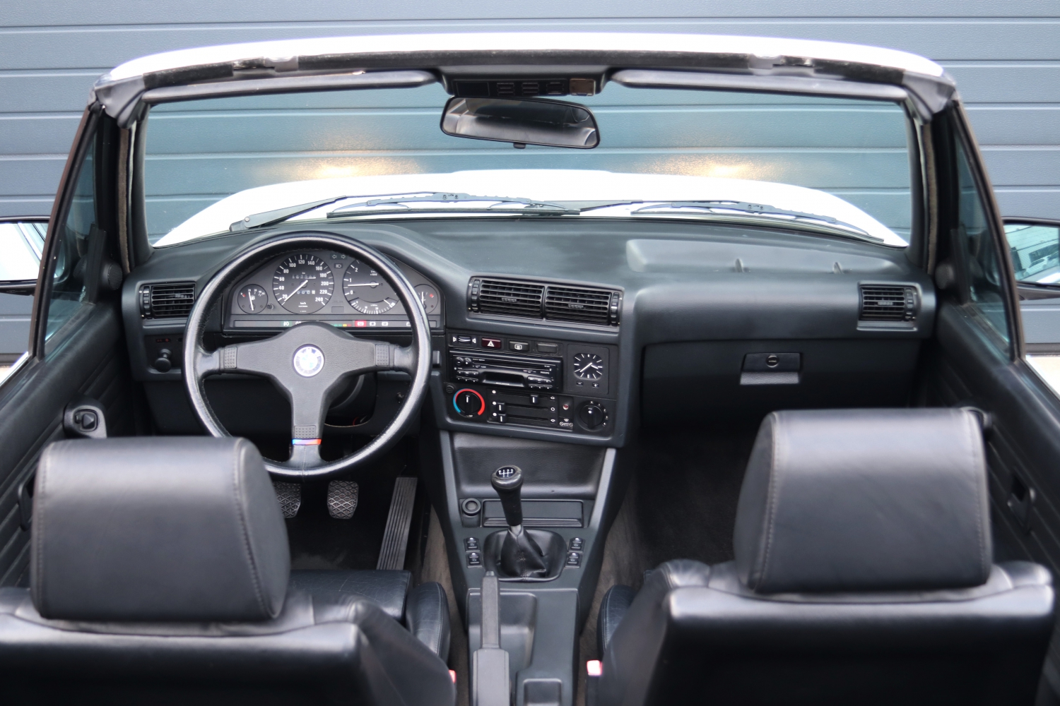 BMW-325i-Cabriolet-E30-1986-65RRT2-041.JPG