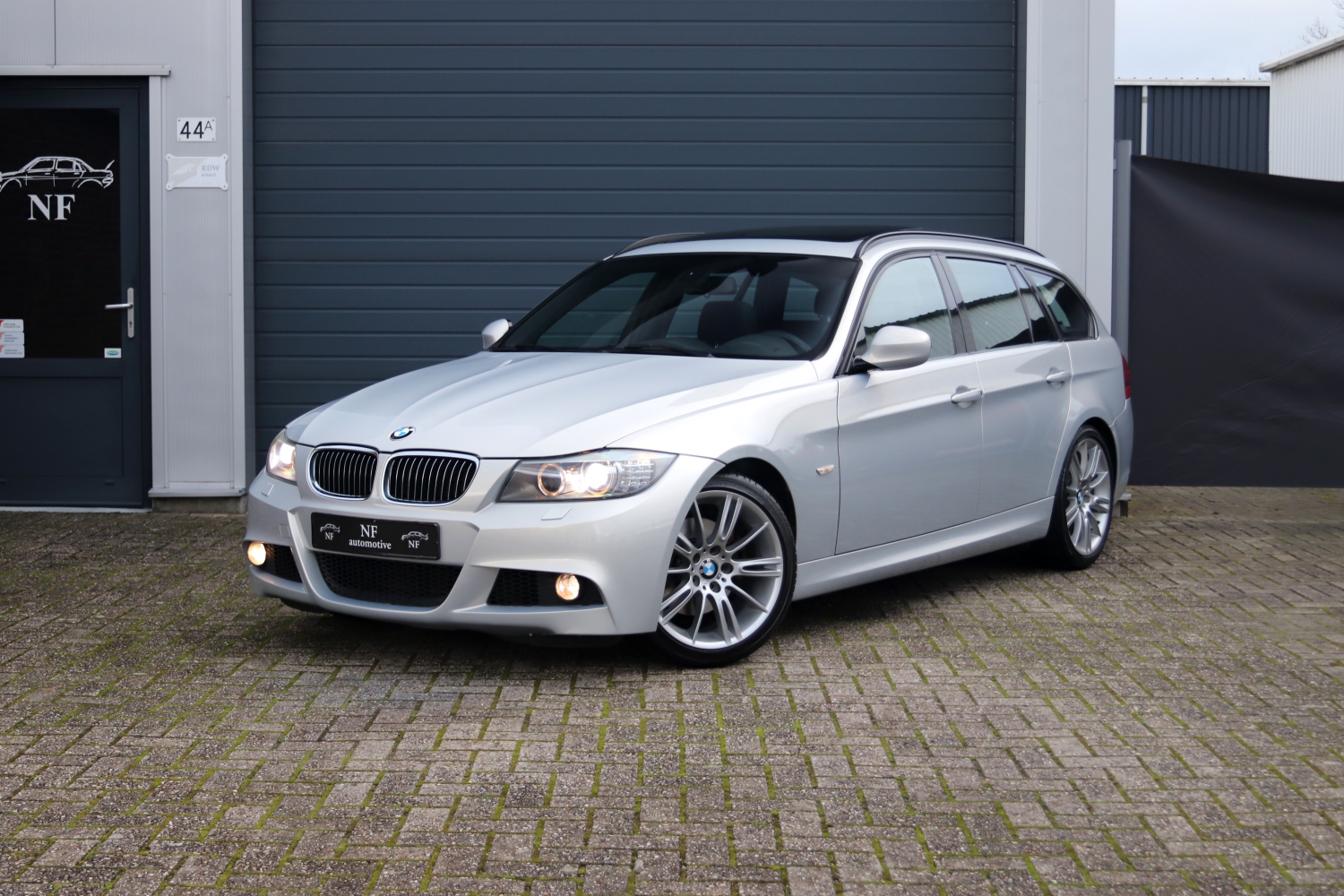 BMW-325i-Touring-E91-LCI-2012-25XZL7-009.JPG