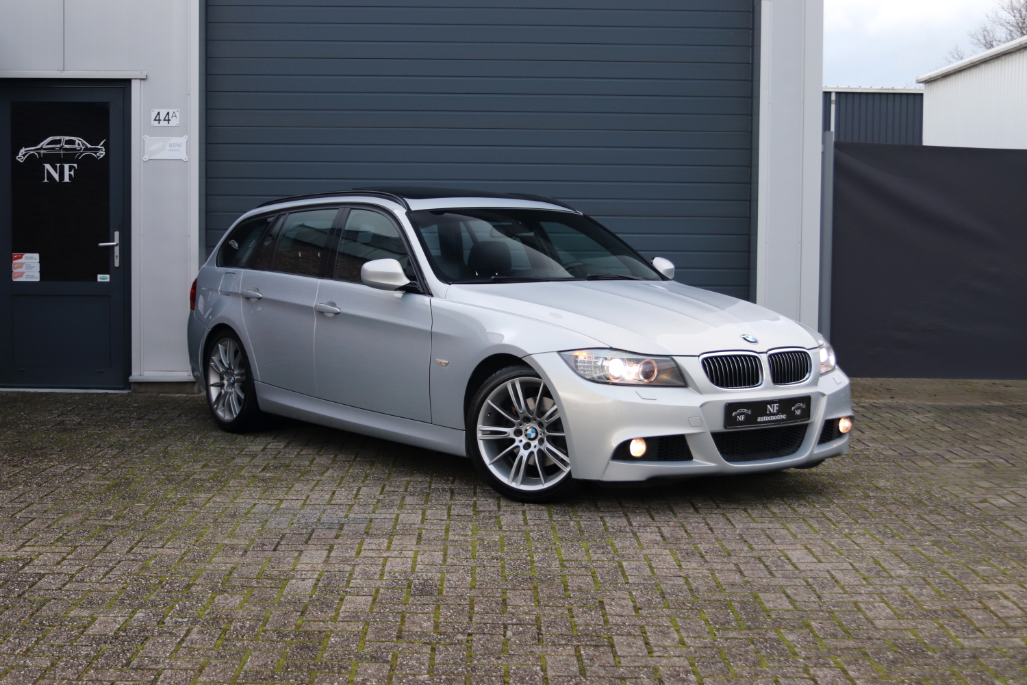 BMW-325i-Touring-E91-LCI-2012-25XZL7-011.JPG