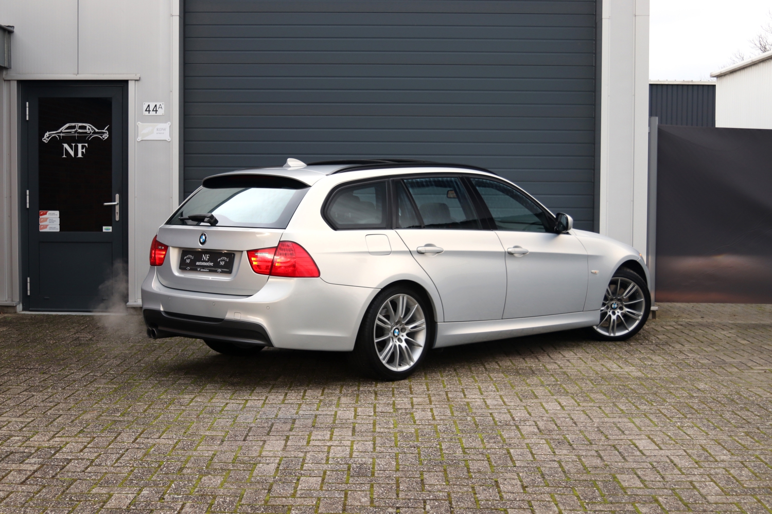 BMW-325i-Touring-E91-LCI-2012-25XZL7-017.JPG