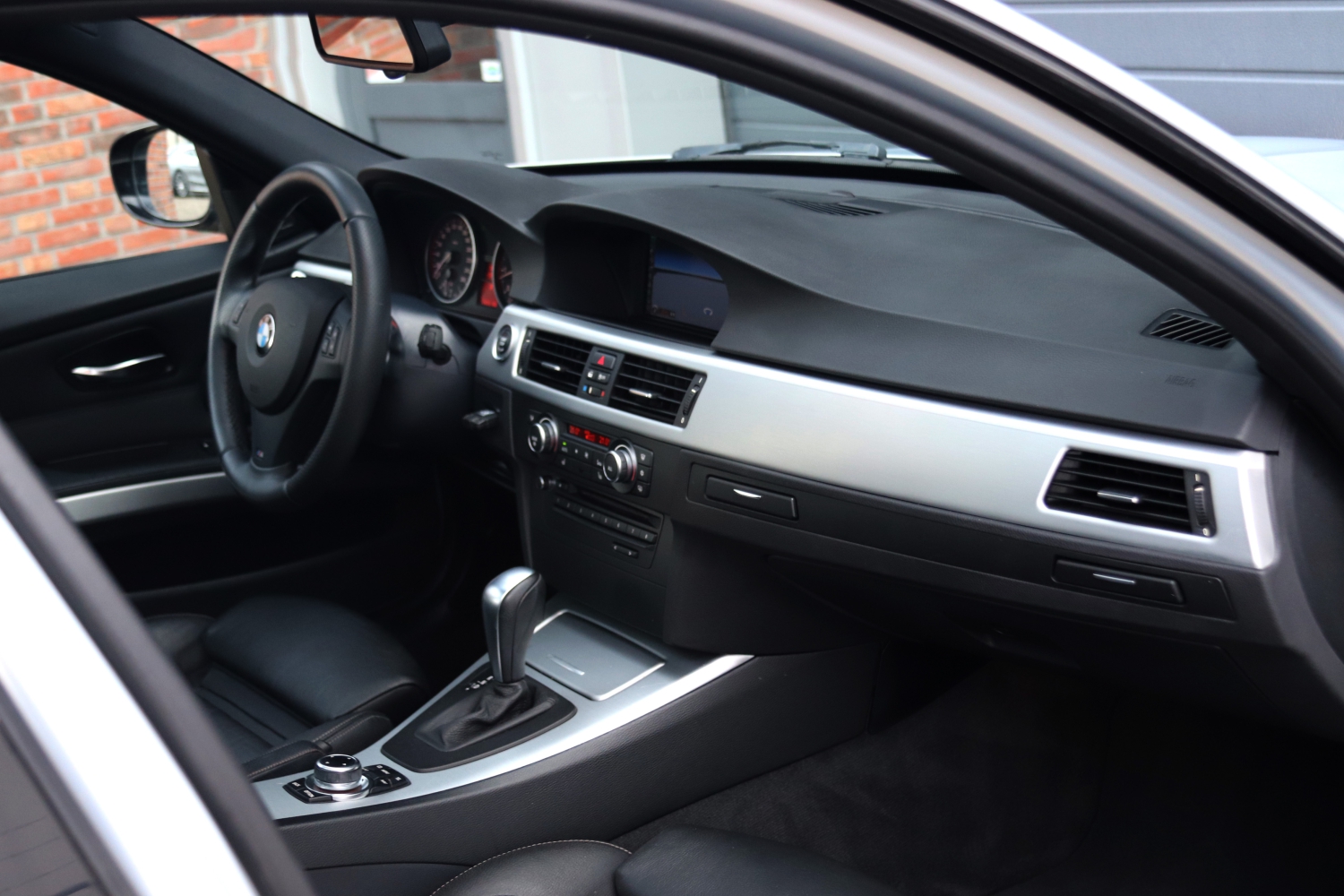 BMW-325i-Touring-E91-LCI-2012-25XZL7-030.JPG