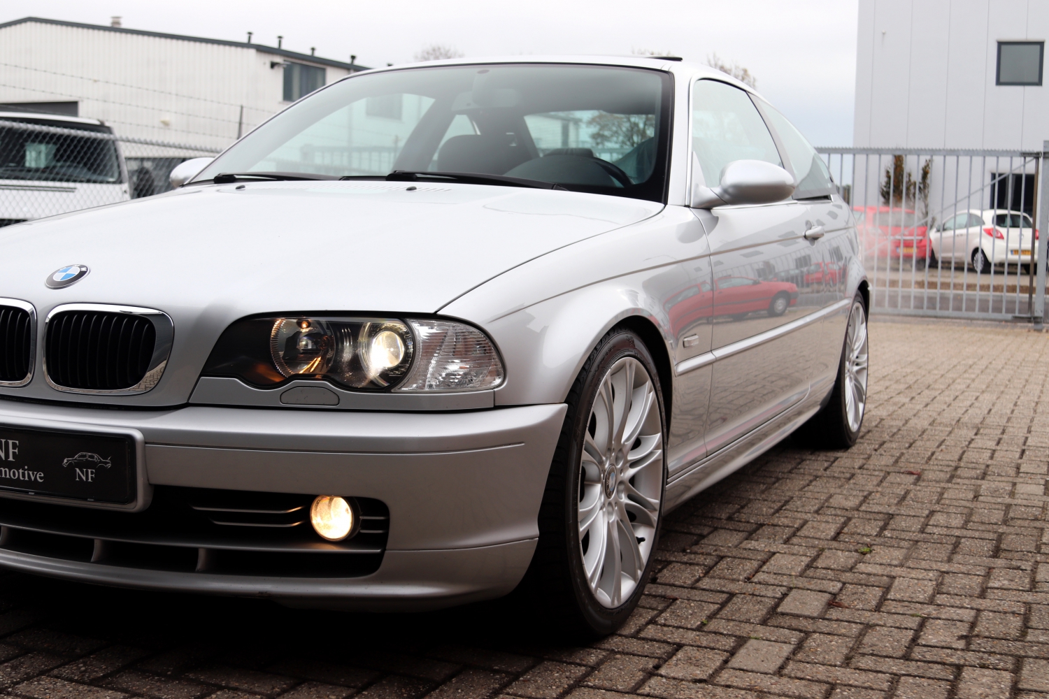 BMW-328Ci-E46-2000-46JLG8-080.JPG