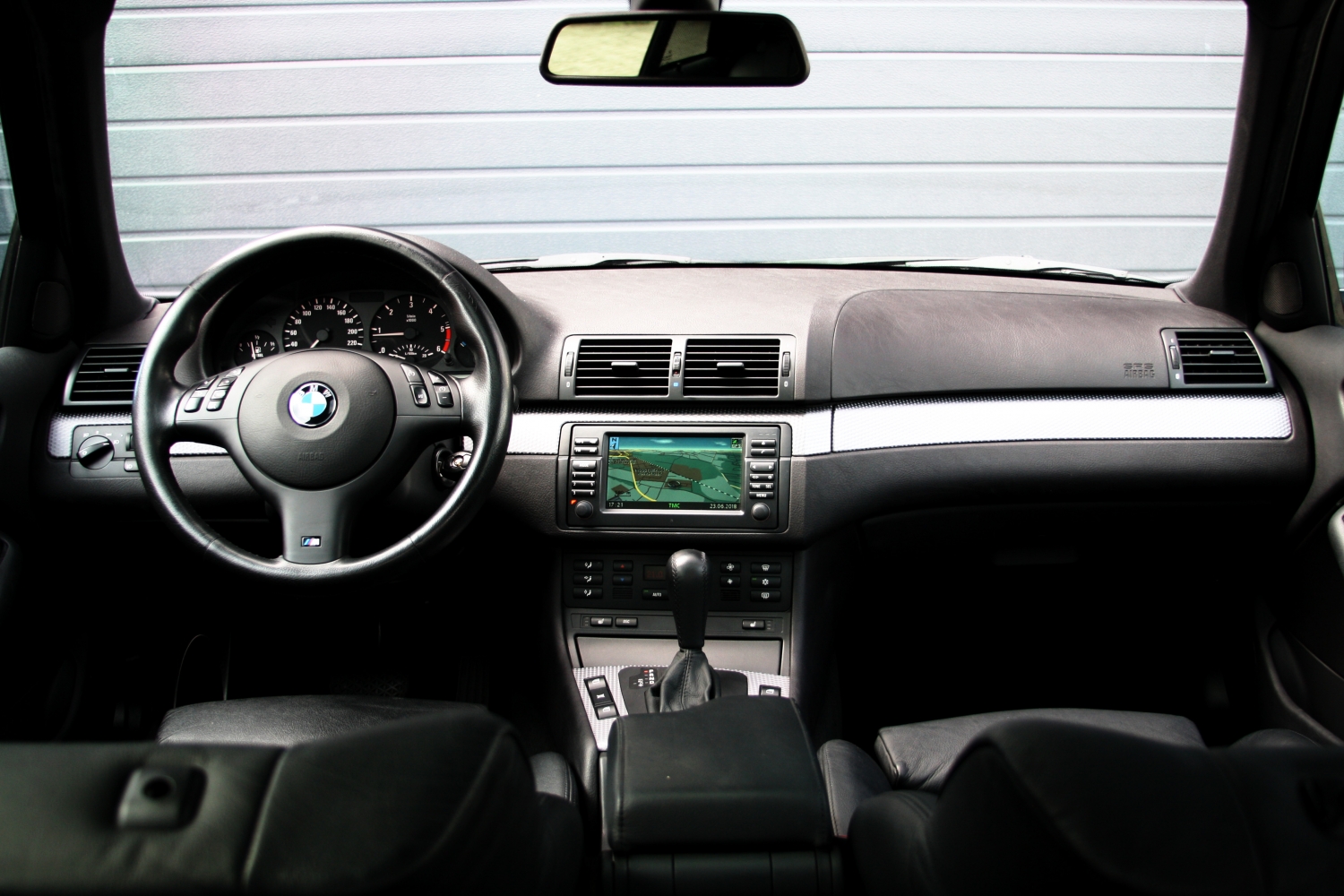BMW-330D-Touring-E46-2004-86LLJ9-029.JPG