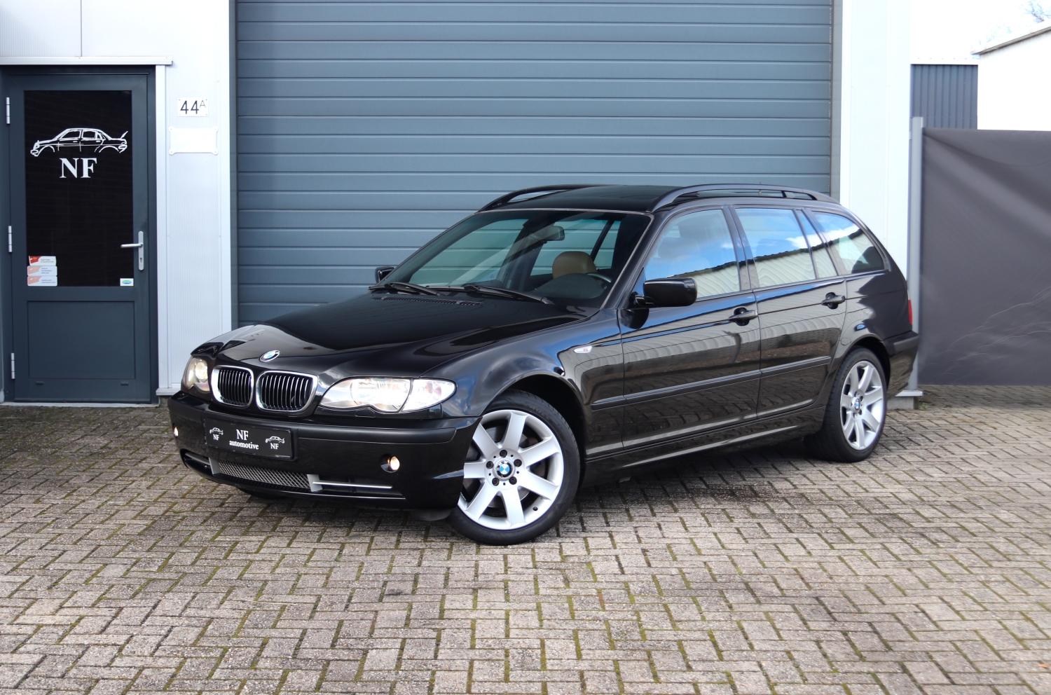 BMW-330Xi-Touring-E46-2004-19NXVH-006.JPG