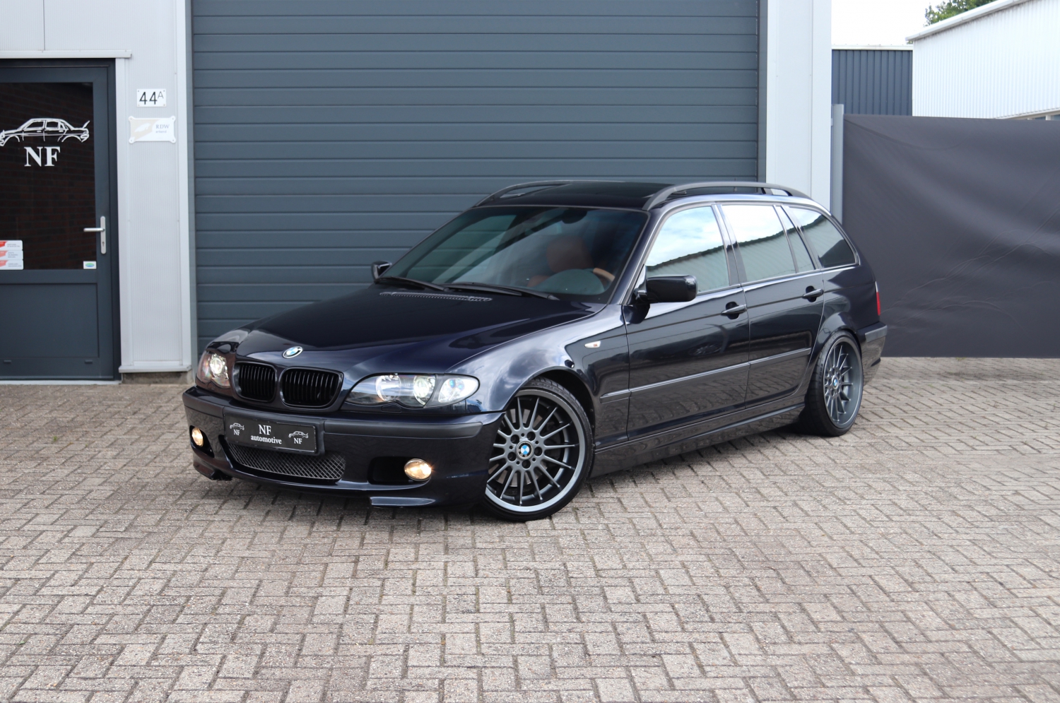 Nieuw maanjaar verzoek Beenmerg BMW 330i Touring E46 - M Package II - Individual kopen bij NF Automotive