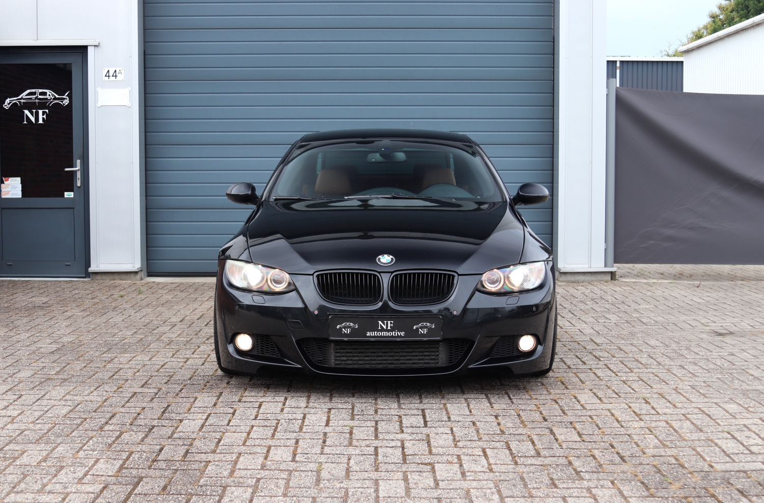 BMW-335i-Coupe-E92-2006-9SVB03-002.JPG