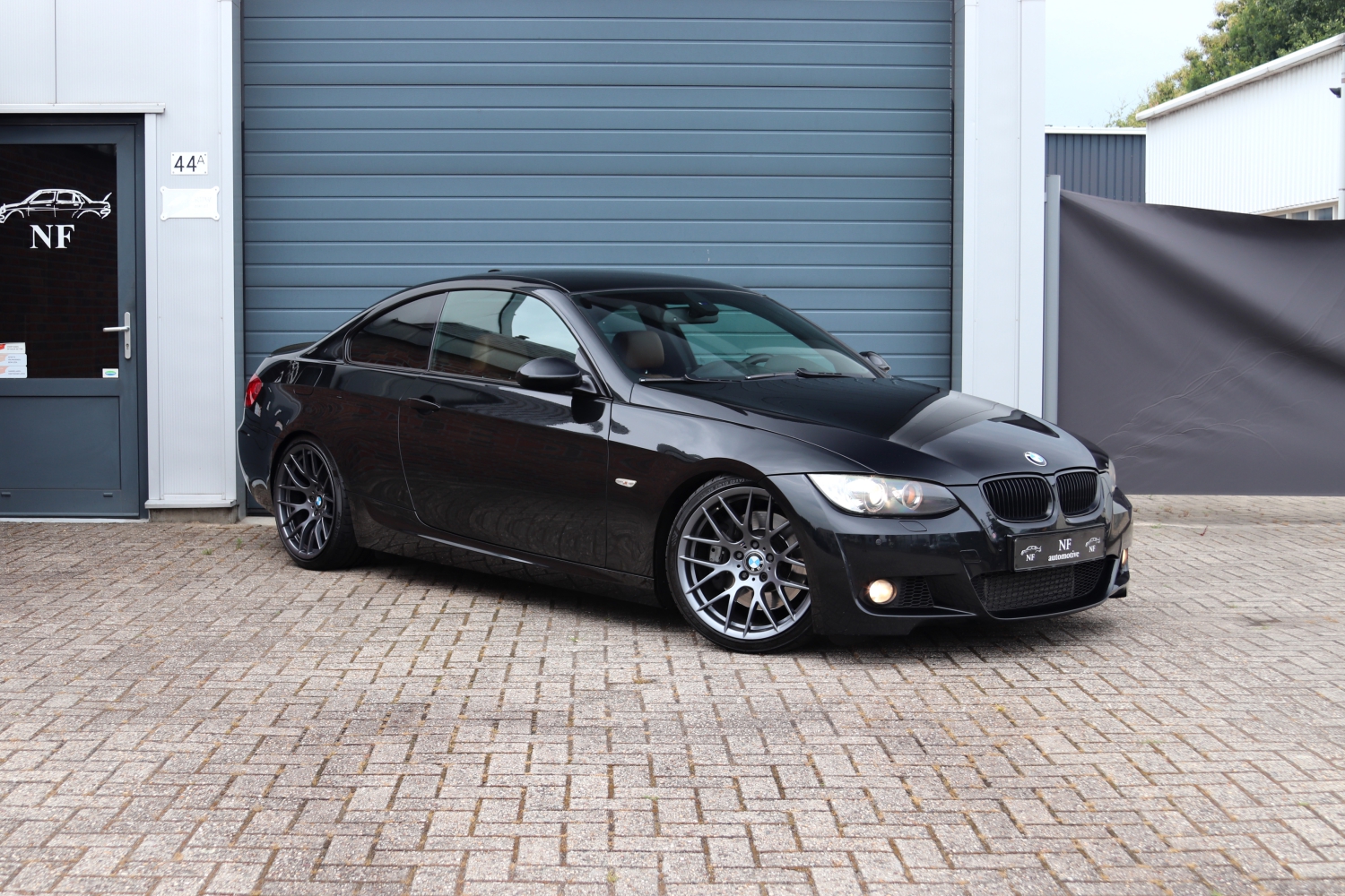 BMW-335i-Coupe-E92-2006-9SVB03-003.JPG
