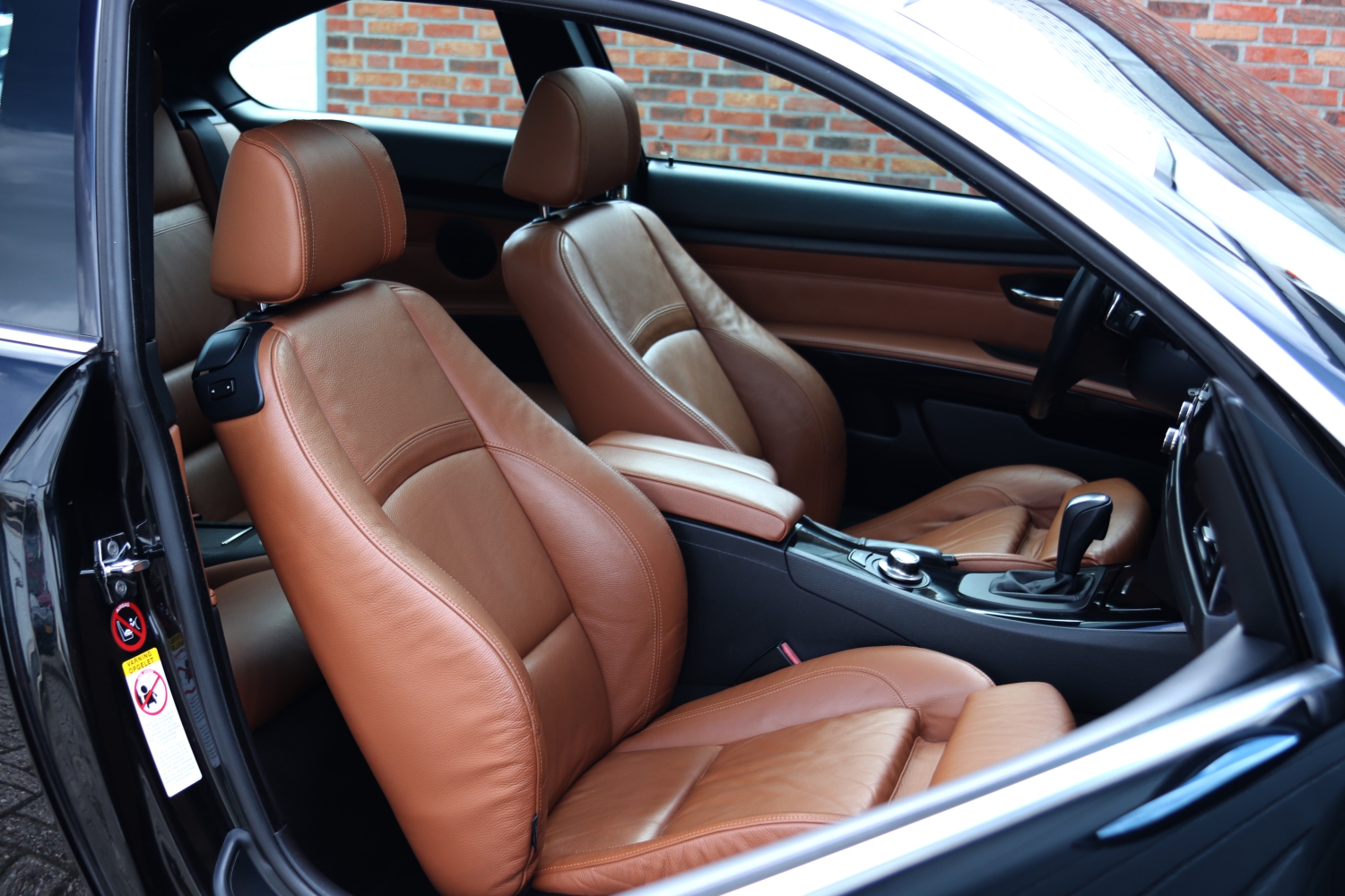 BMW-335i-Coupe-E92-2007-84TRPJ-032.JPG