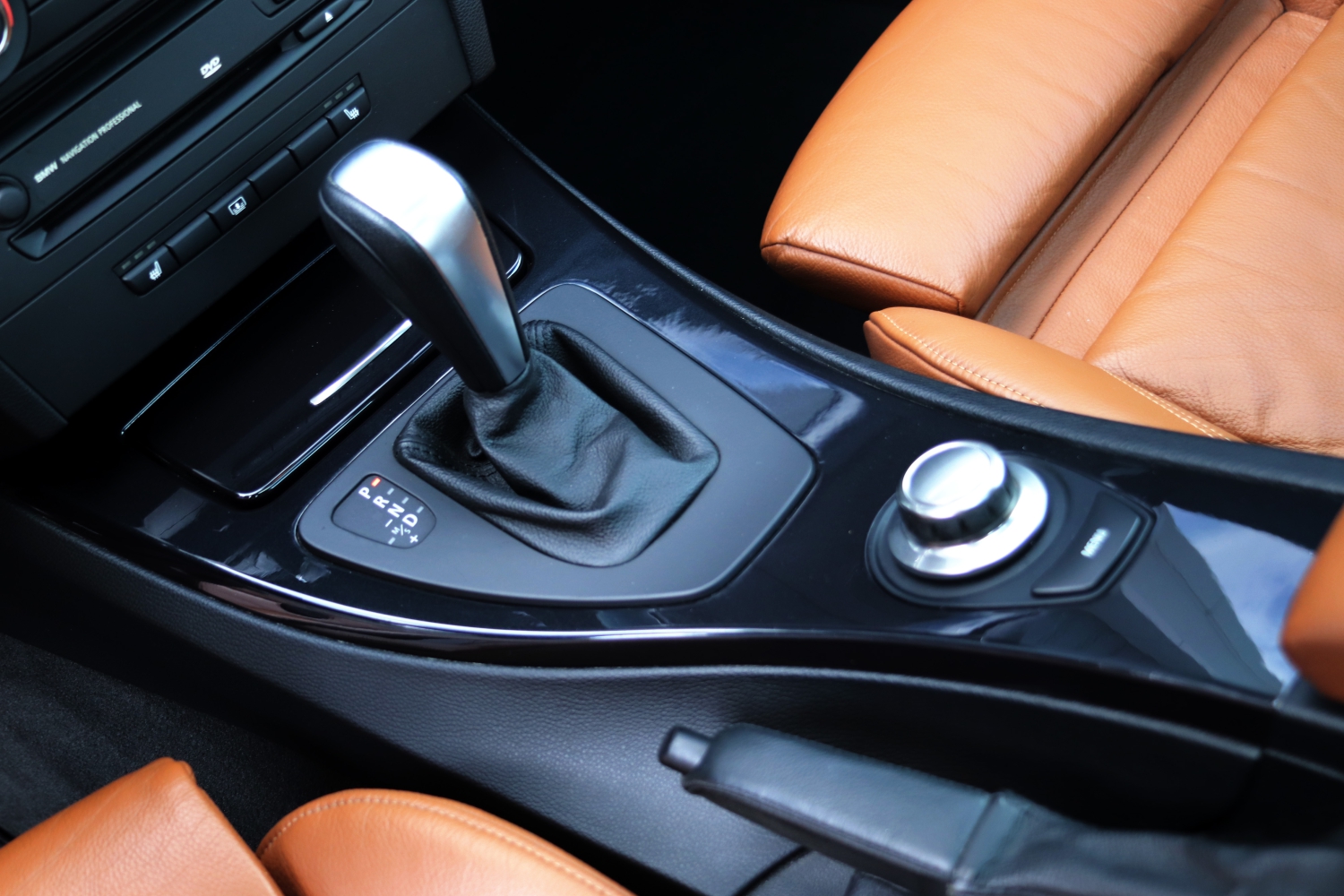 BMW-335i-Coupe-E92-2007-84TRPJ-044.JPG