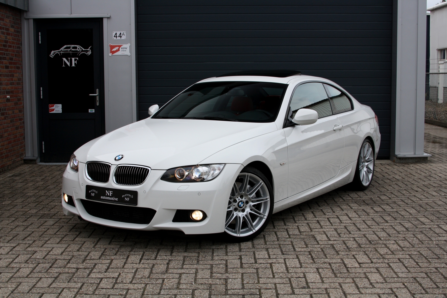 BMW-335i-Coupe-E92-2009-010.JPG