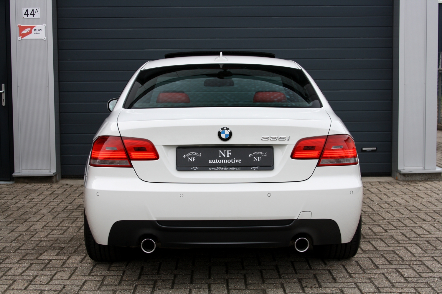 BMW-335i-Coupe-E92-2009-027.JPG