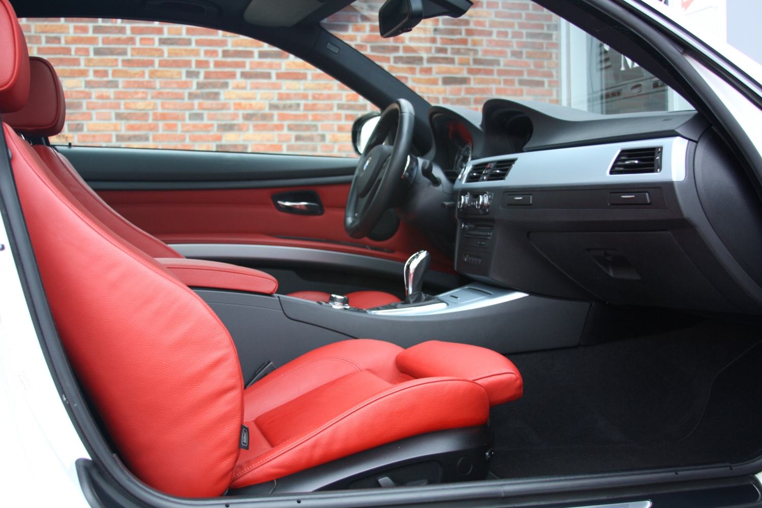 BMW-335i-Coupe-E92-2009-041.JPG