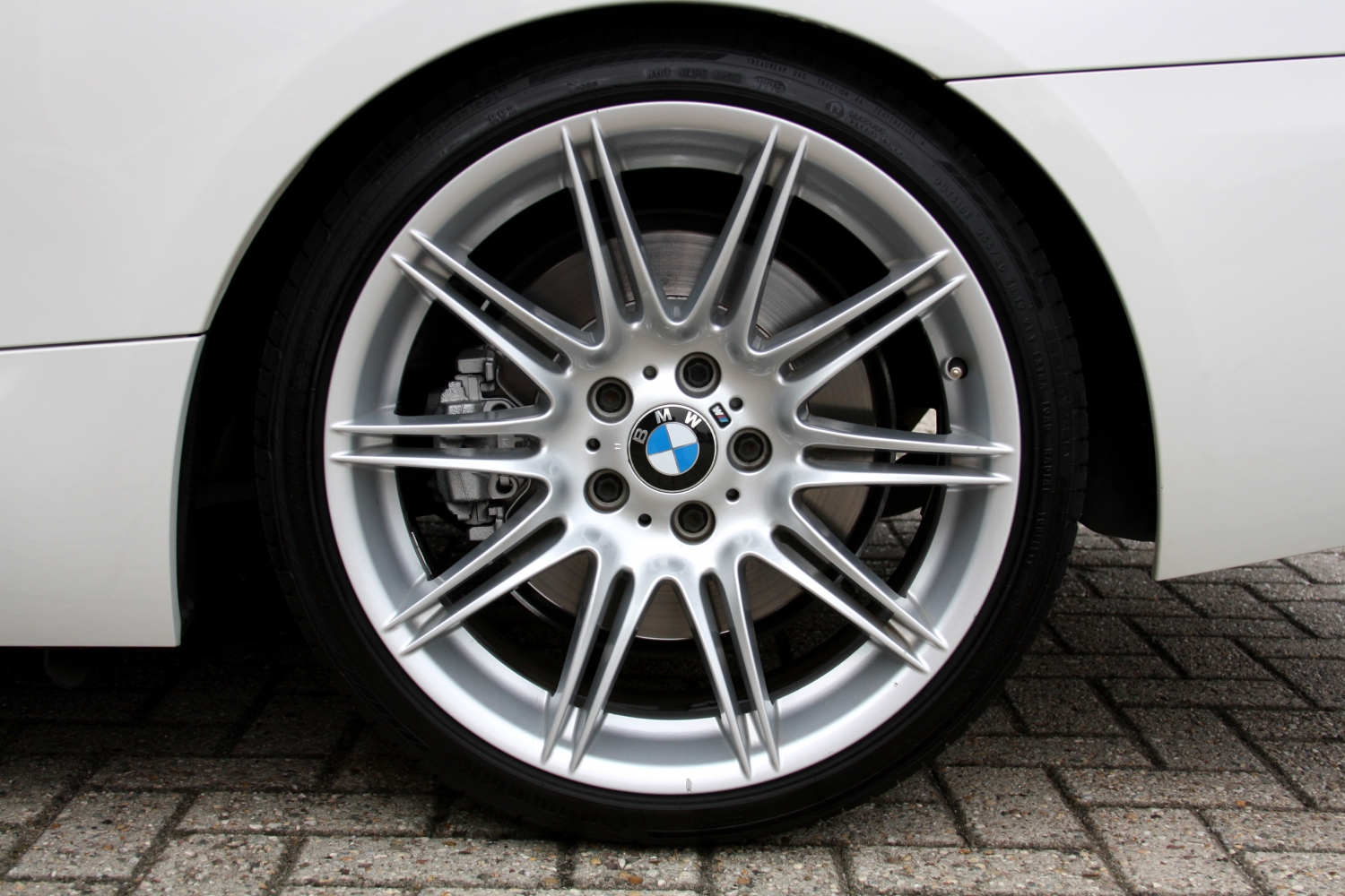 BMW-335i-Coupe-E92-2009-091.JPG