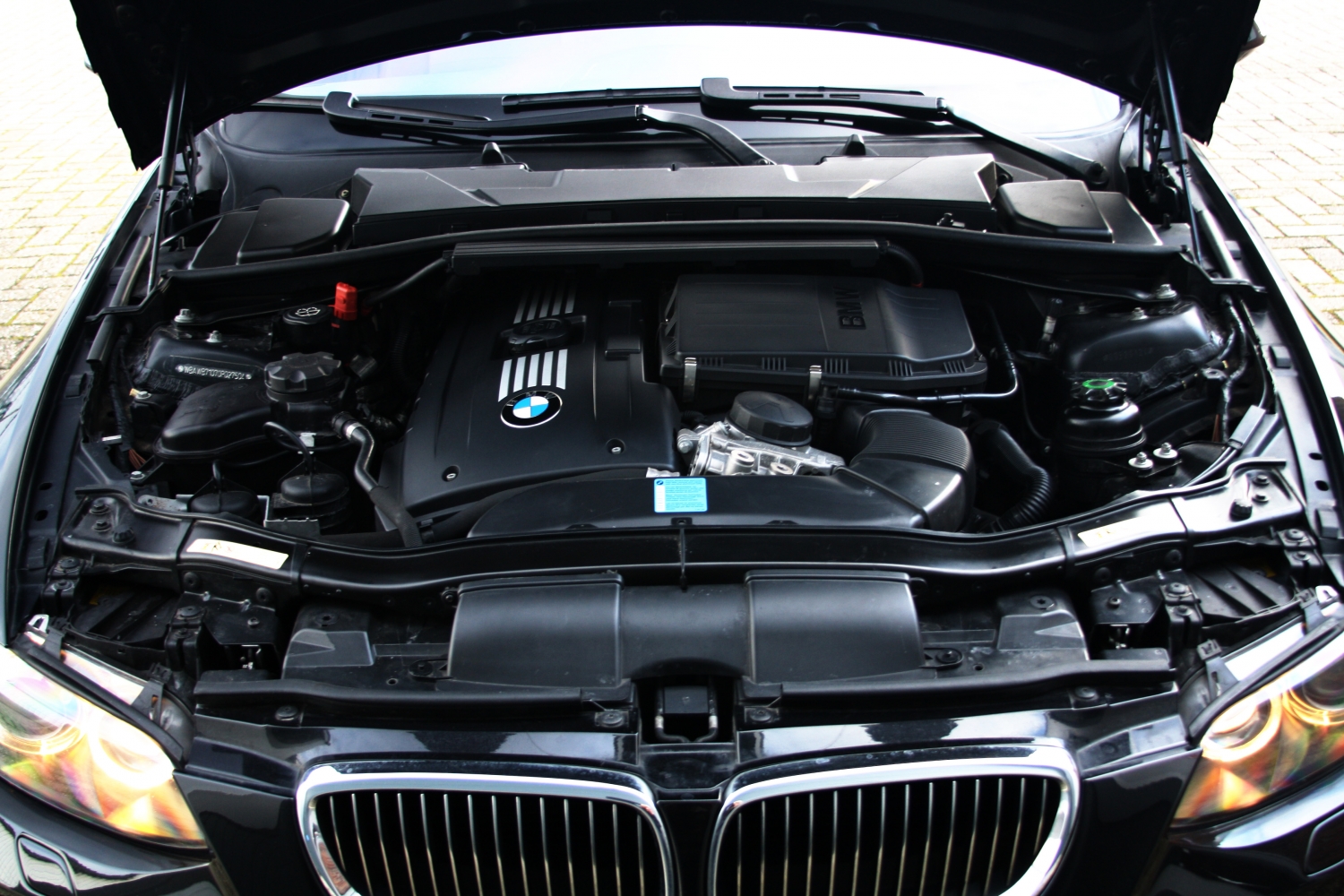 BMW-335i-E92-2007-069.JPG