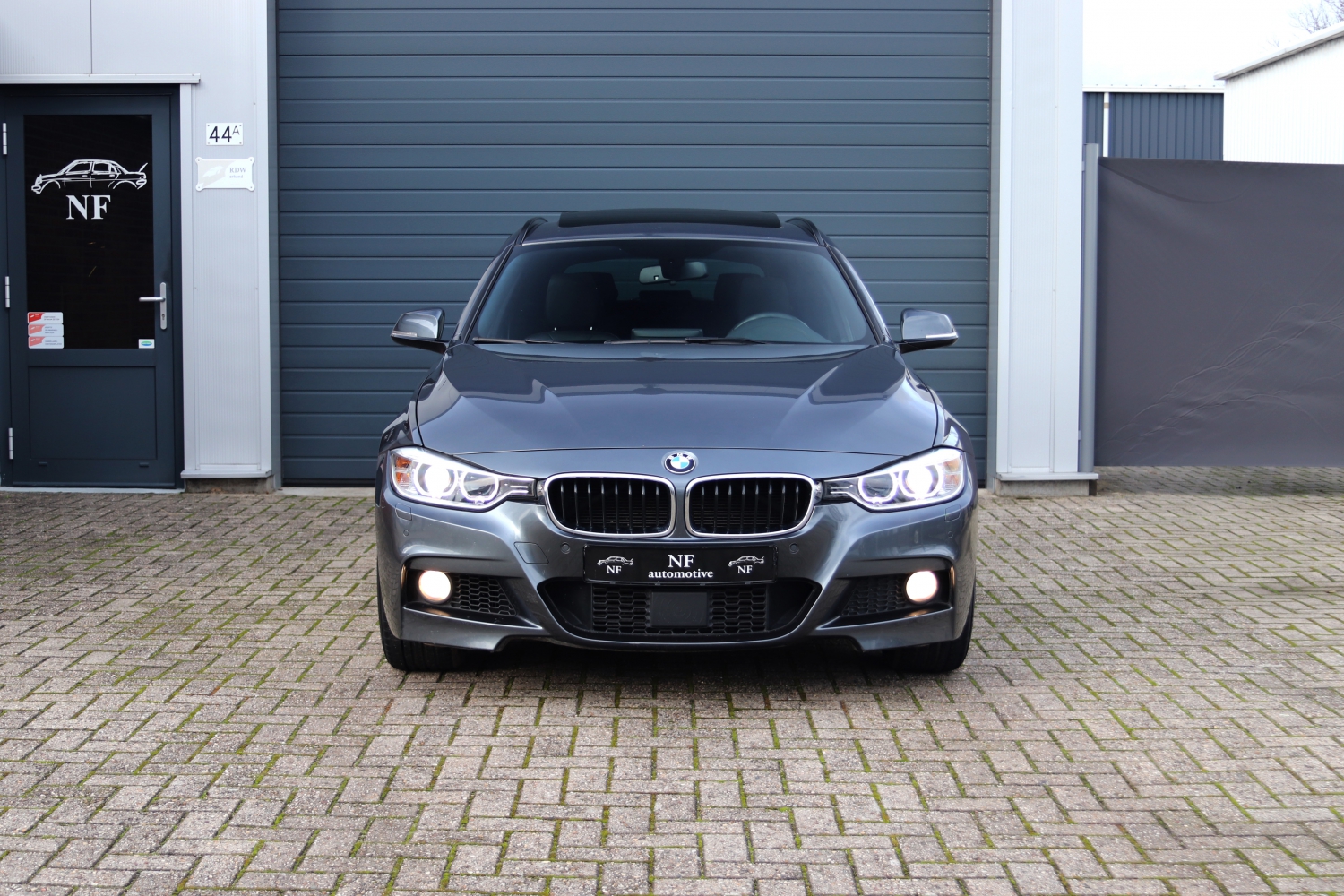BMW-335i-Touring-XDrive-F31-2014-003.JPG