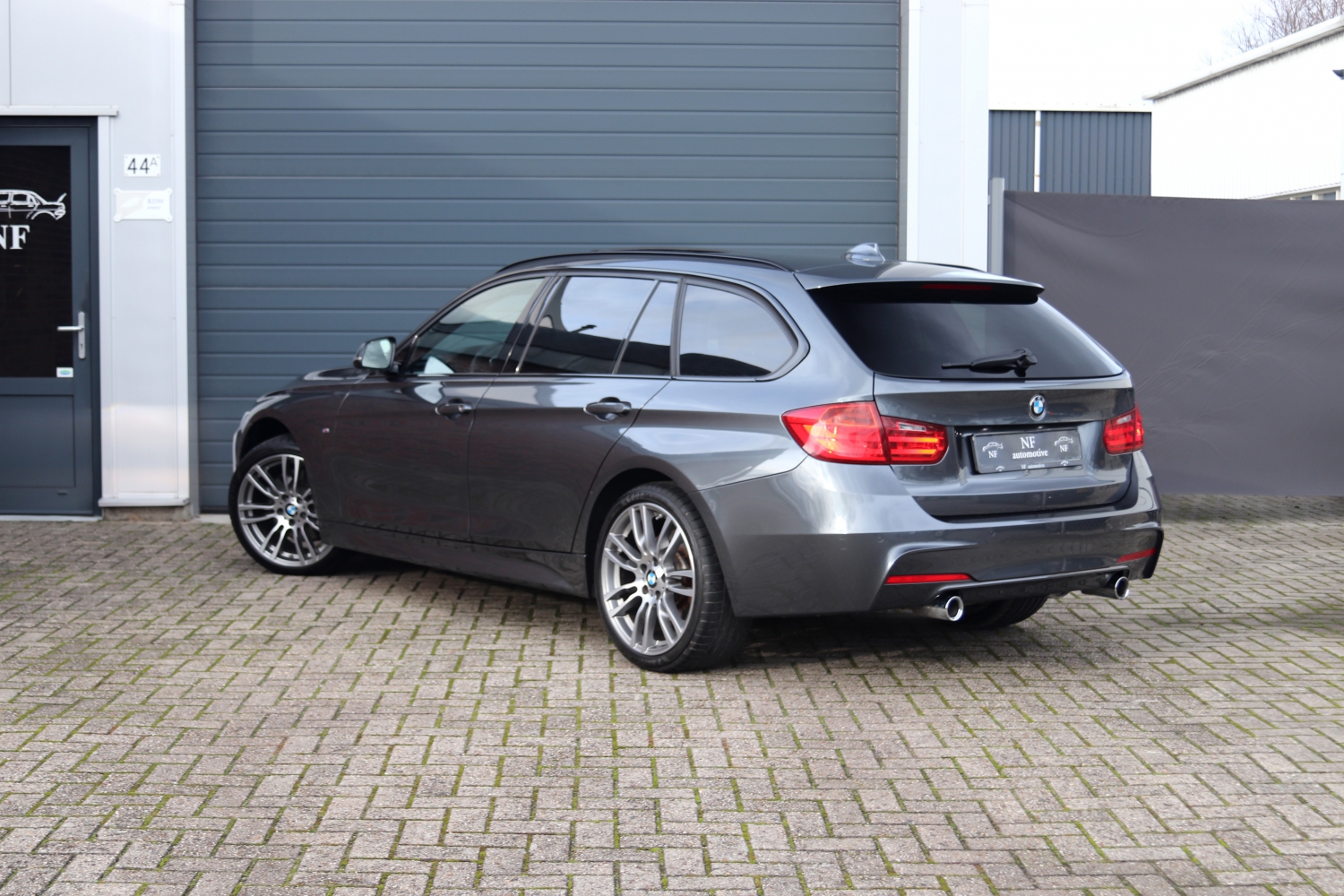 BMW-335i-Touring-XDrive-F31-2014-018.JPG
