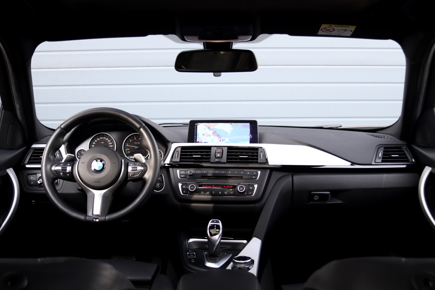 BMW-335i-Touring-XDrive-F31-2014-026.JPG