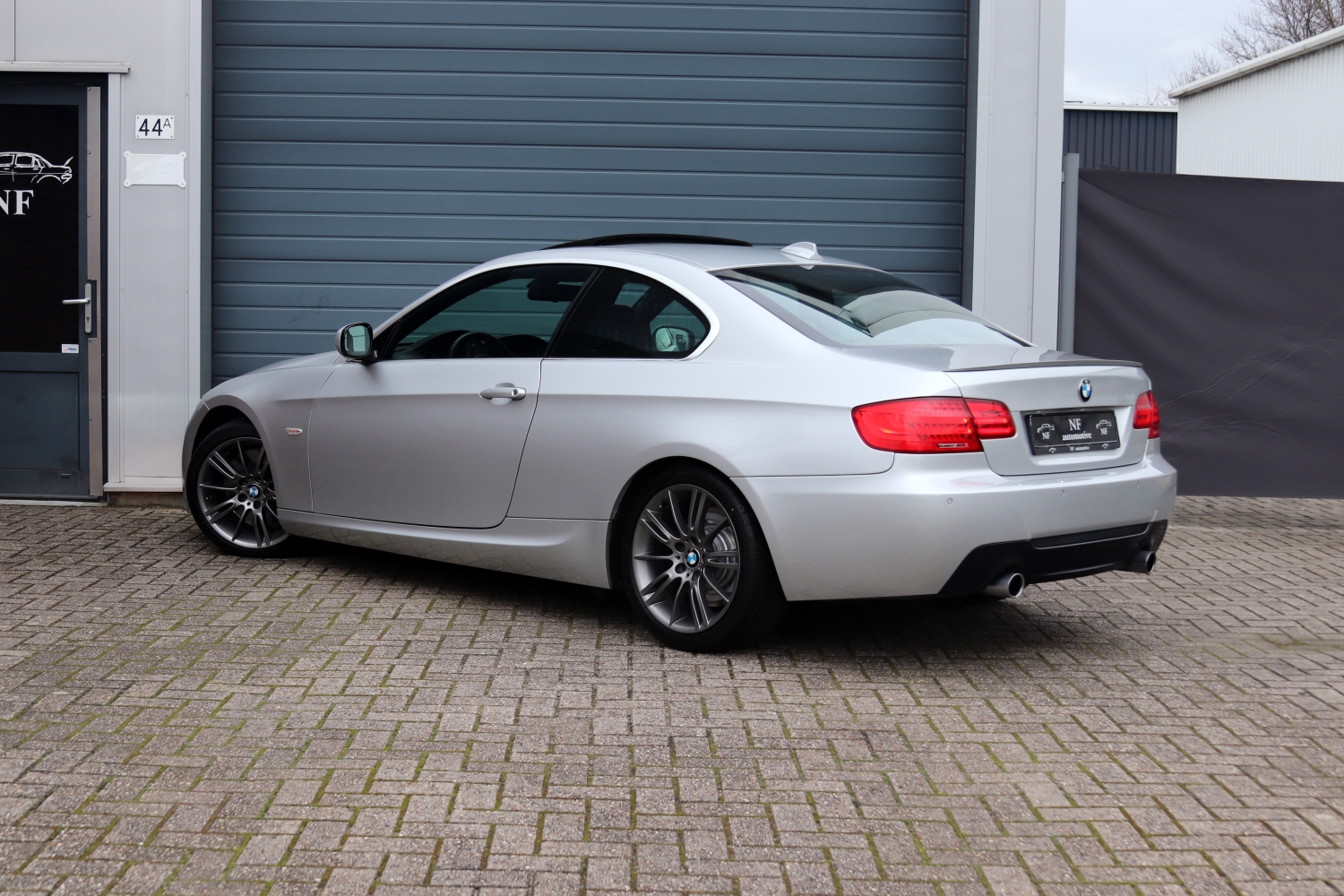 BMW-335i-Xdrive-E92-LCI-2010-T938PB-004.JPG