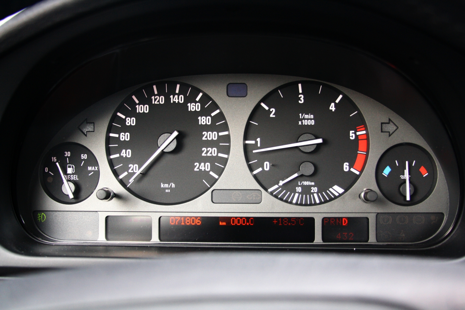 BMW-525TDS-E39-1998-110.JPG