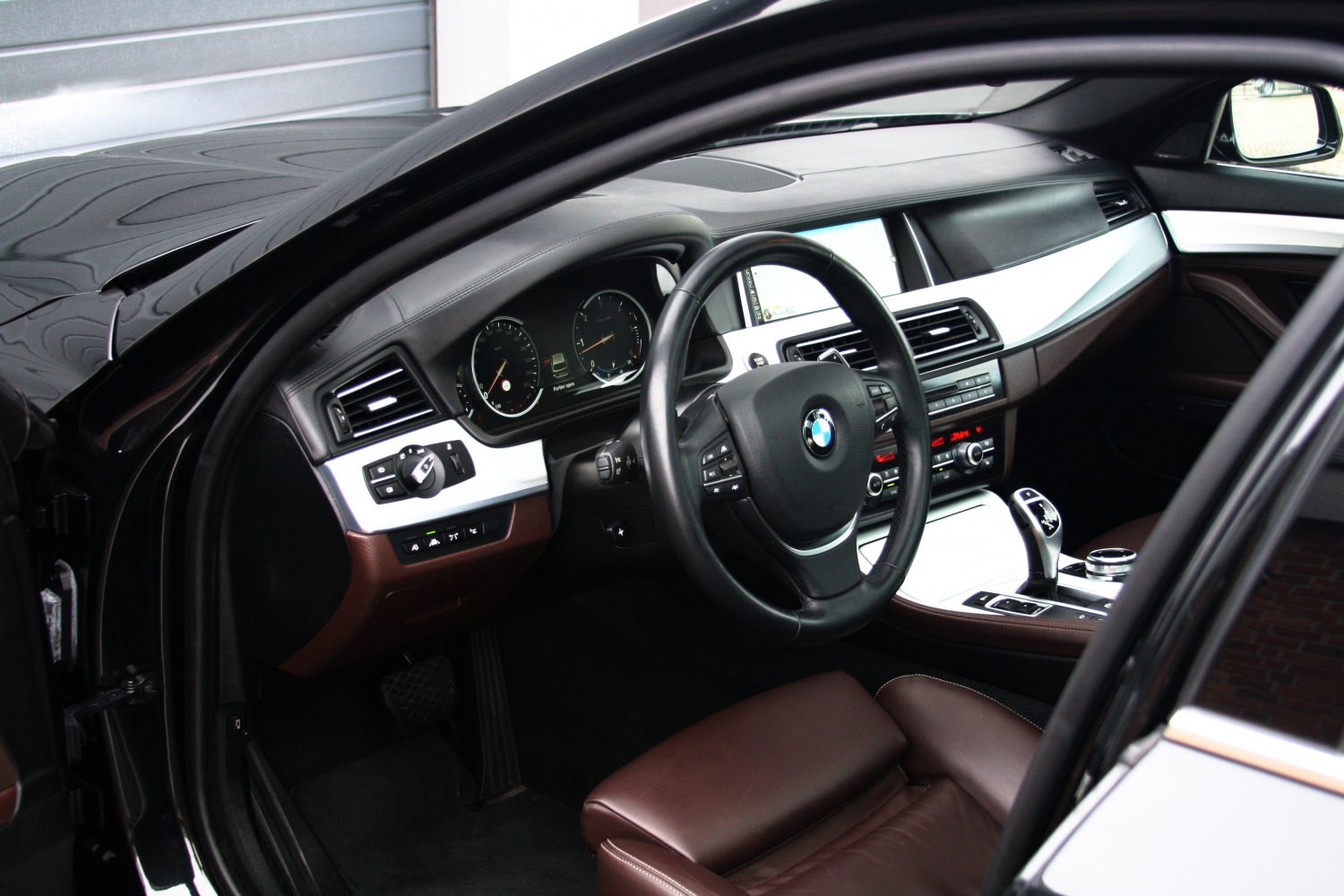 BMW-530D-Touring-F11-2015-031.JPG
