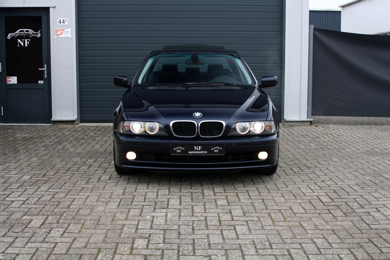 BMW-530D-Touring-F11-2015-124.JPG