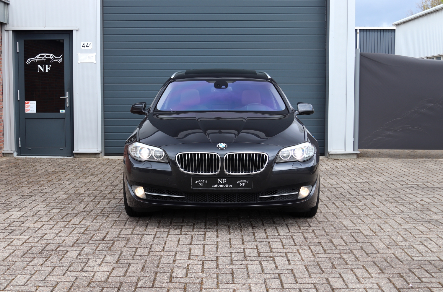 BMW-535i-Touring-F11-2011-K577VH-002.JPG