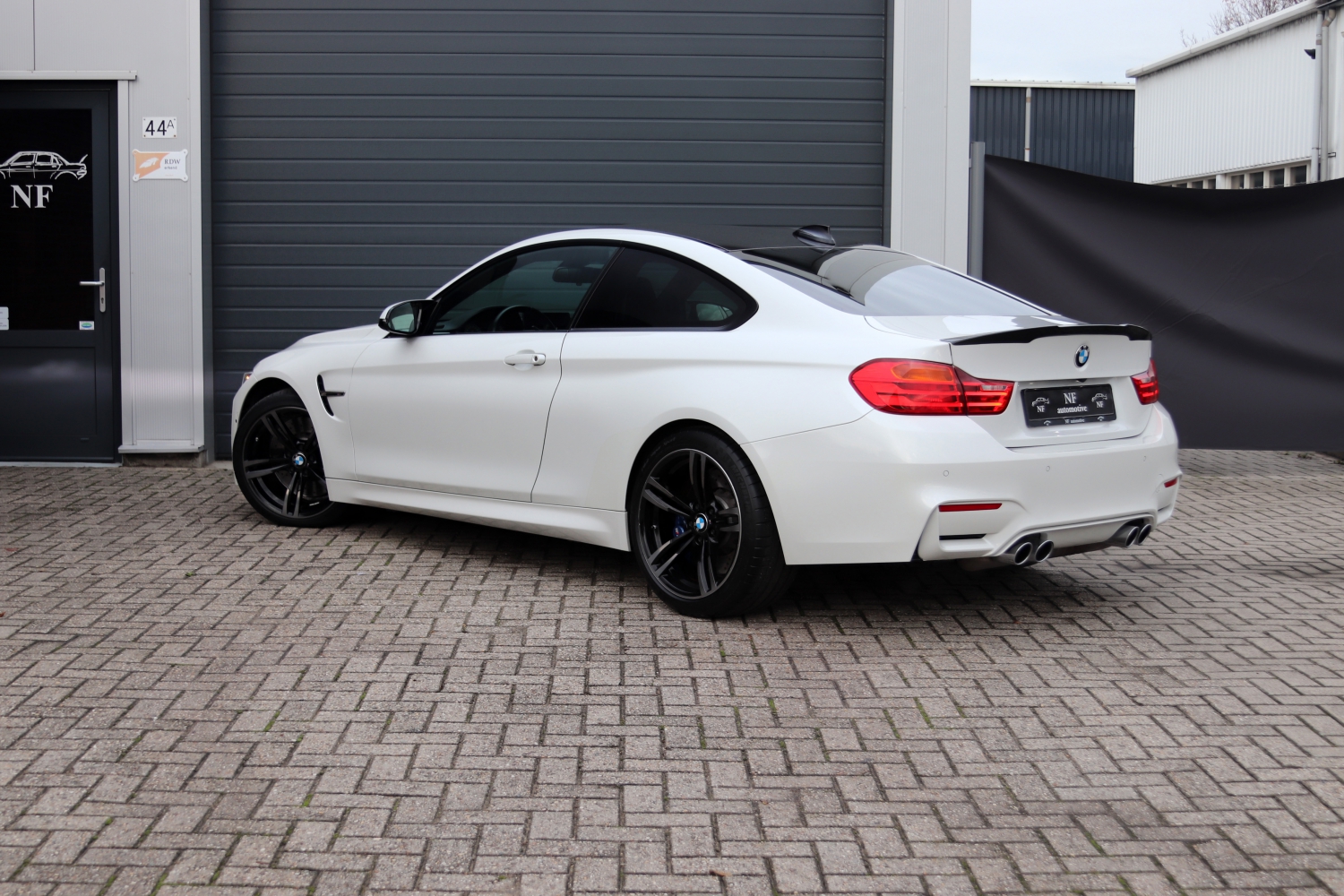 BMW-M4-Coupe-F82-2014-TN894T-005.JPG